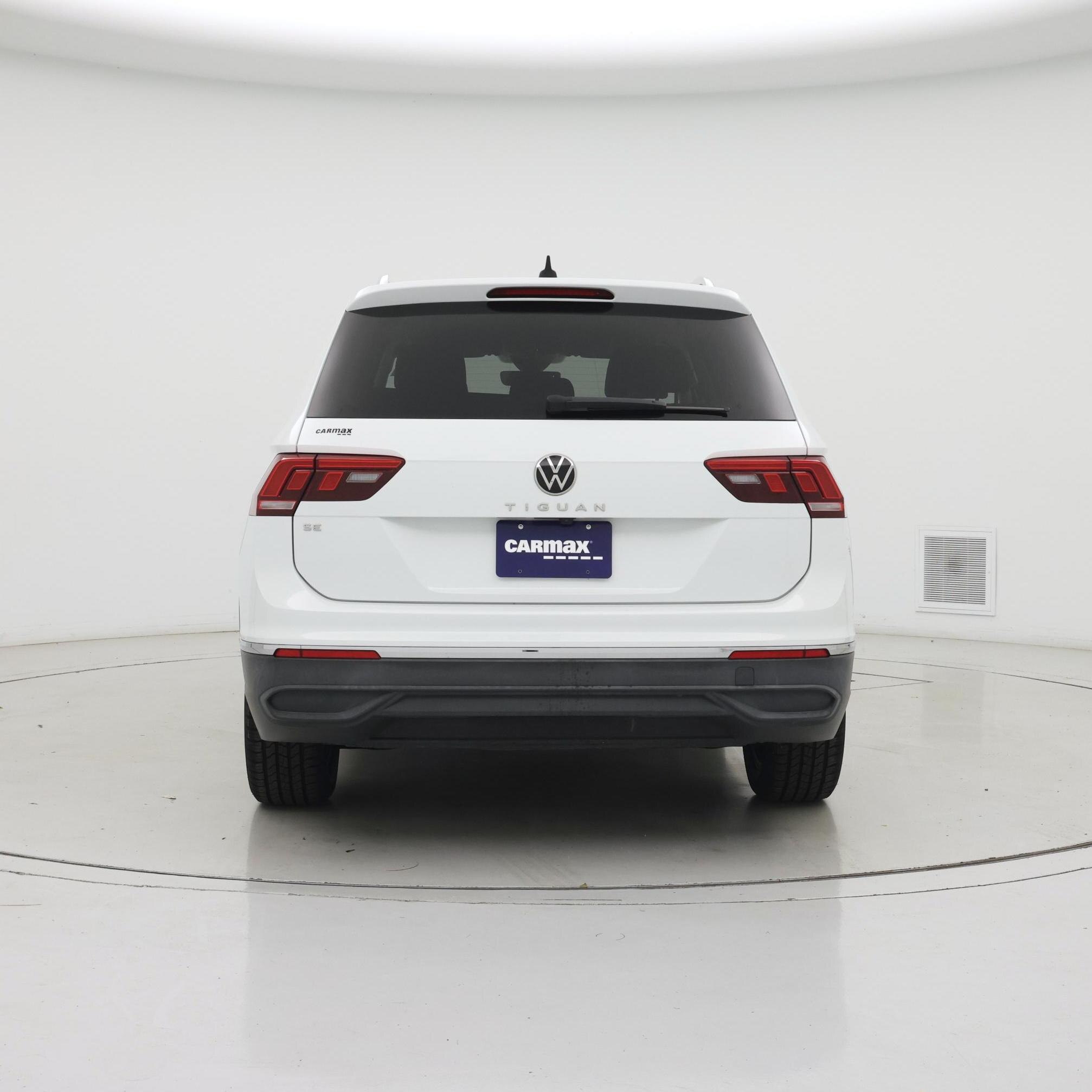 Thumbnail: 2022 Volkswagen Tiguan - 6