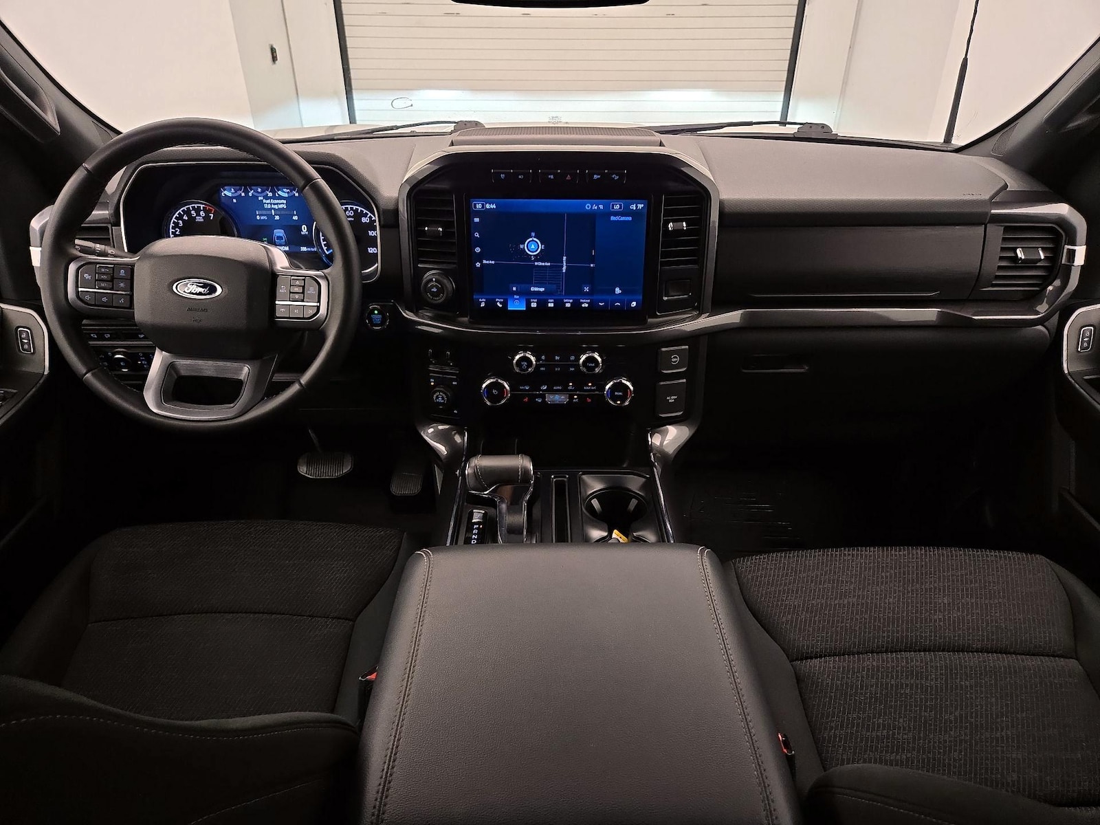 2023 Ford F-150 XLT - Photo 10