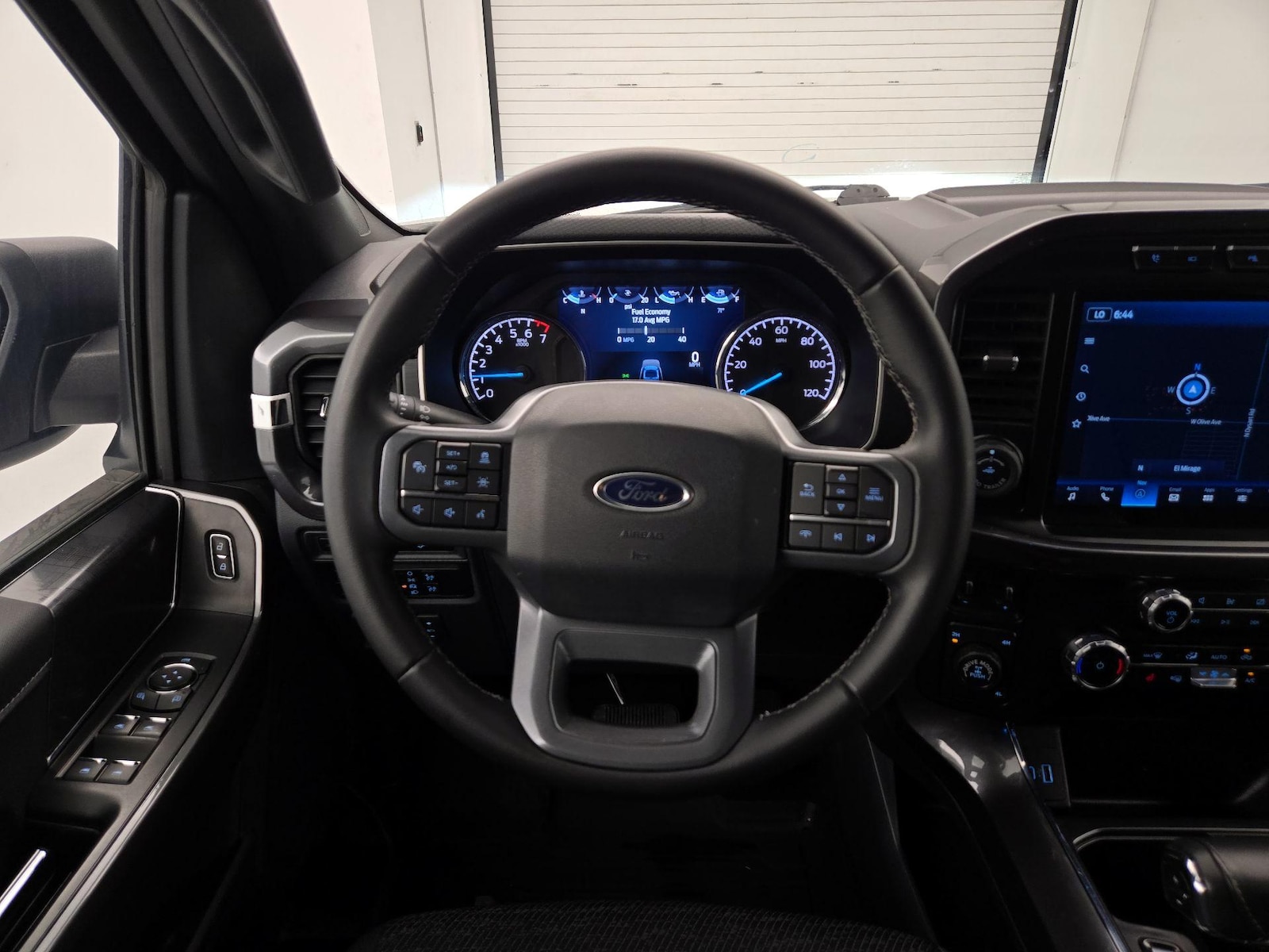 2023 Ford F-150 XLT - Photo 11