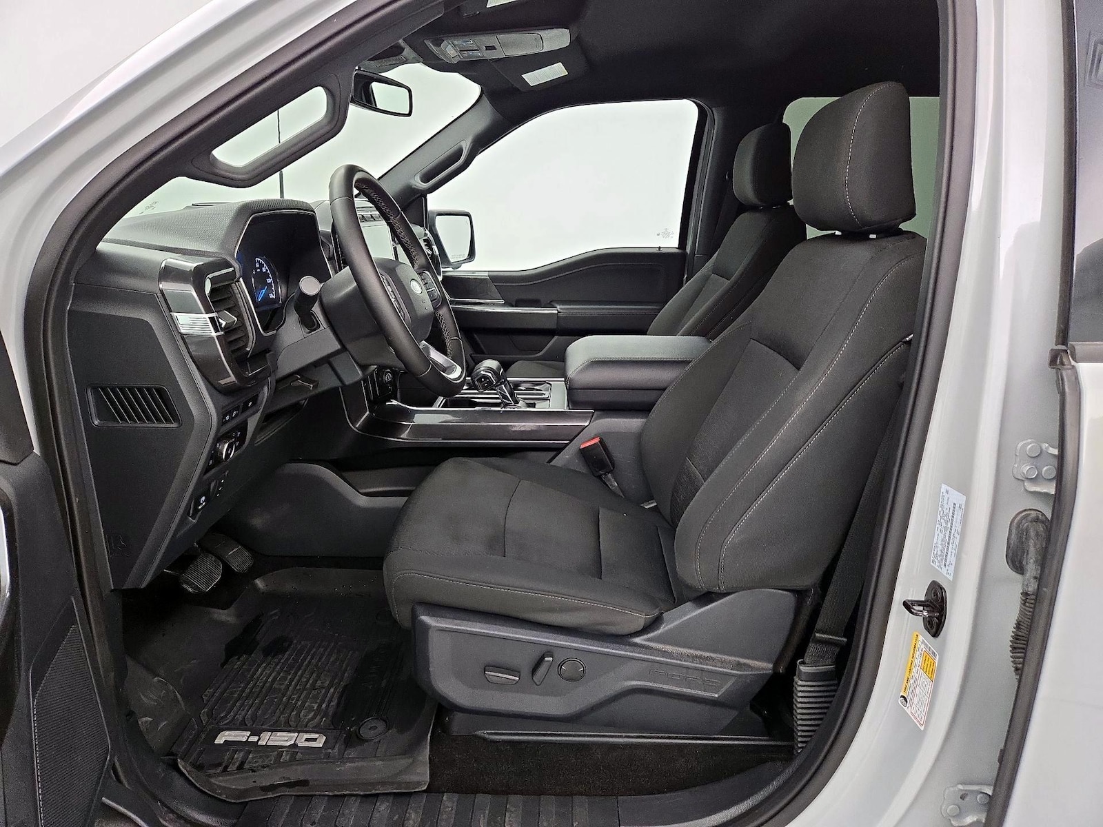 2023 Ford F-150 XLT - Photo 12