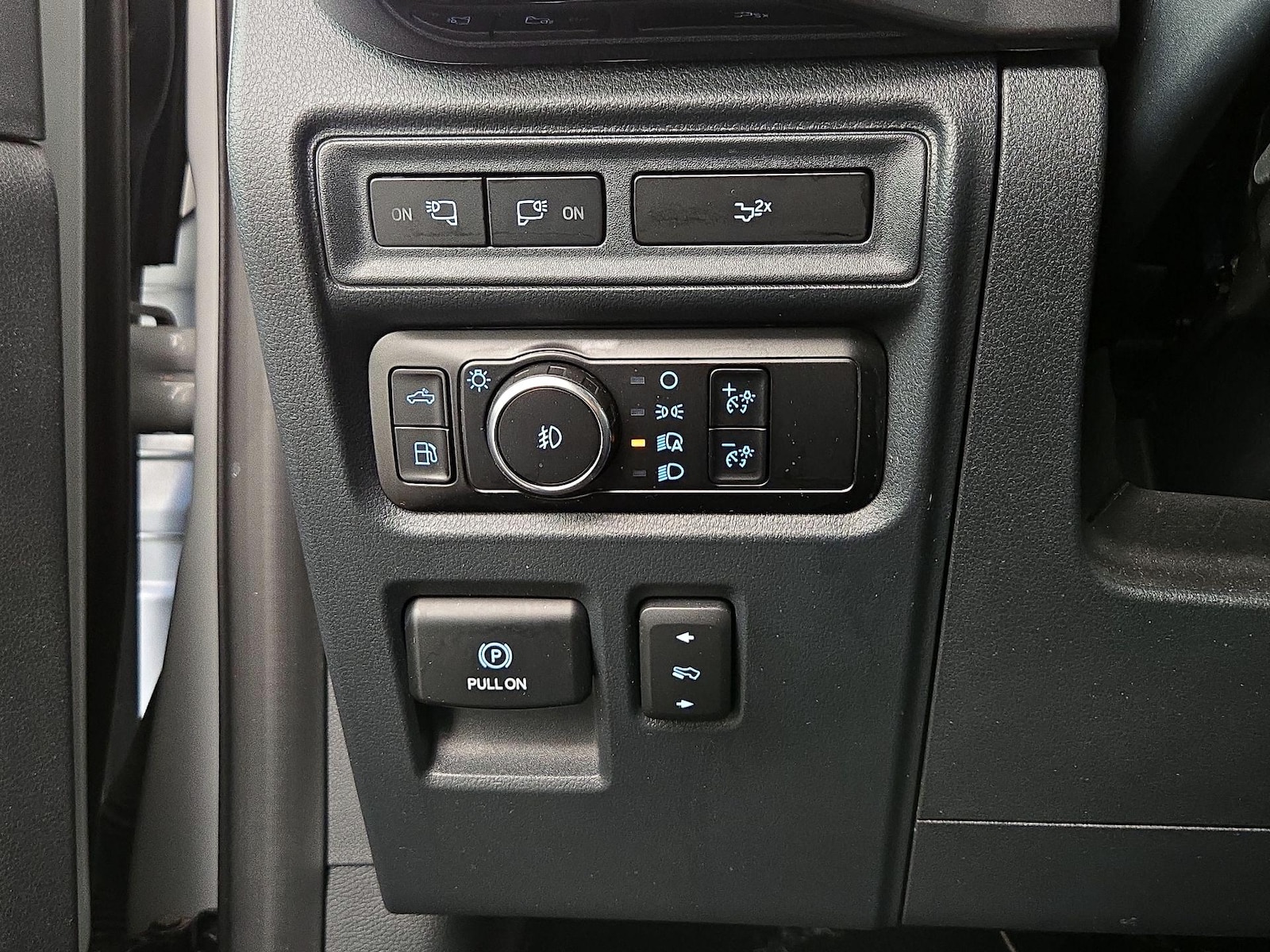 2023 Ford F-150 XLT - Photo 14