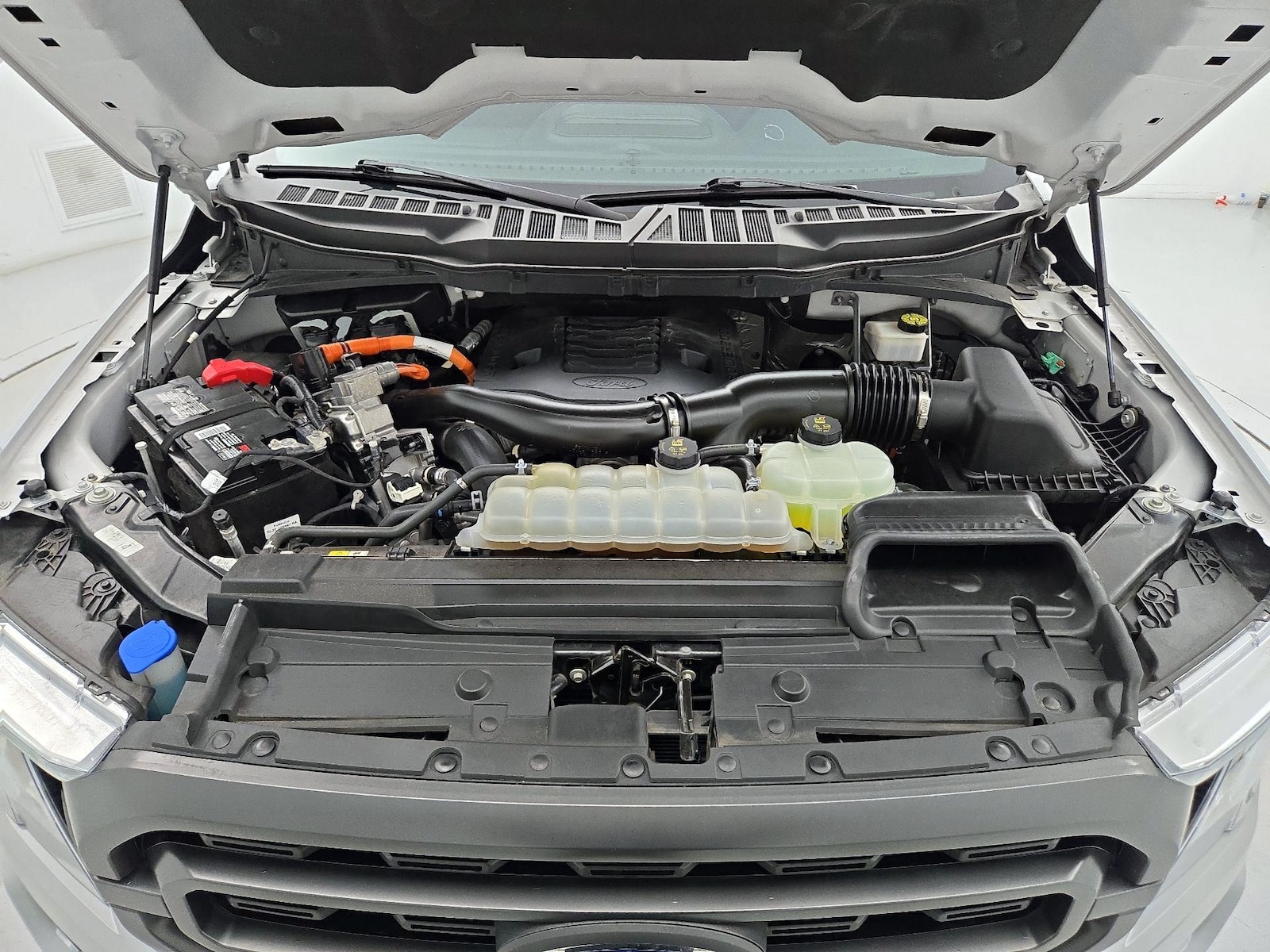 2023 Ford F-150 XLT - Photo 23