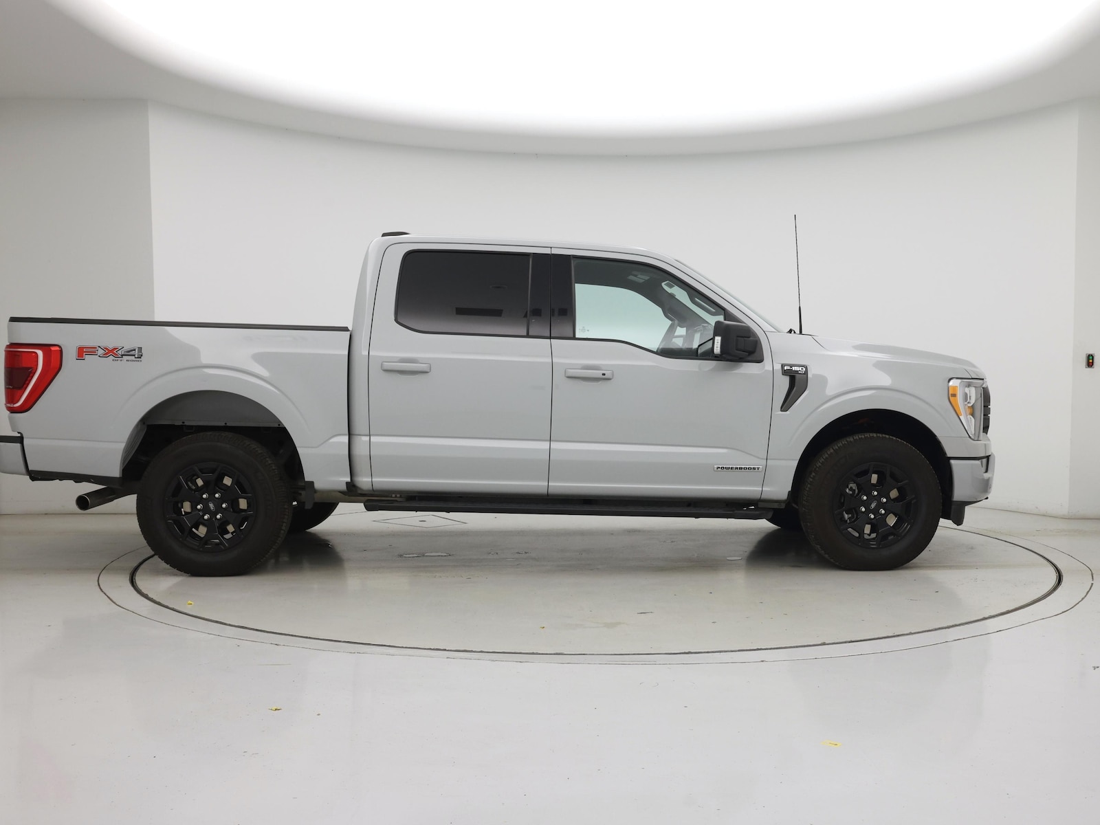 2023 Ford F-150 XLT - Photo 8