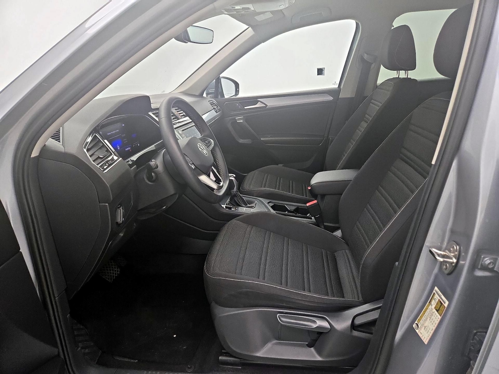 2023 Volkswagen Tiguan S - Photo 12