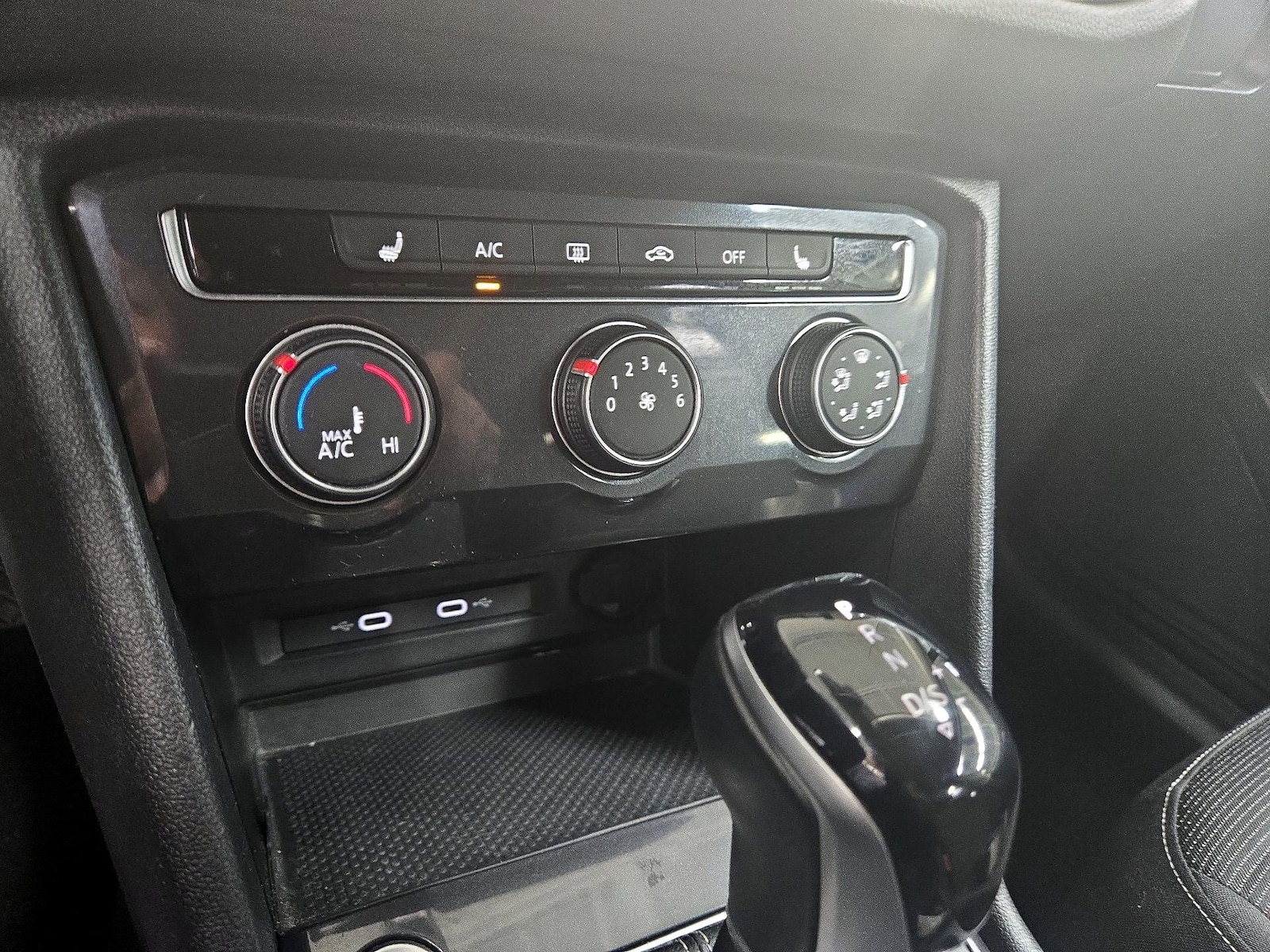 2023 Volkswagen Tiguan S - Photo 17