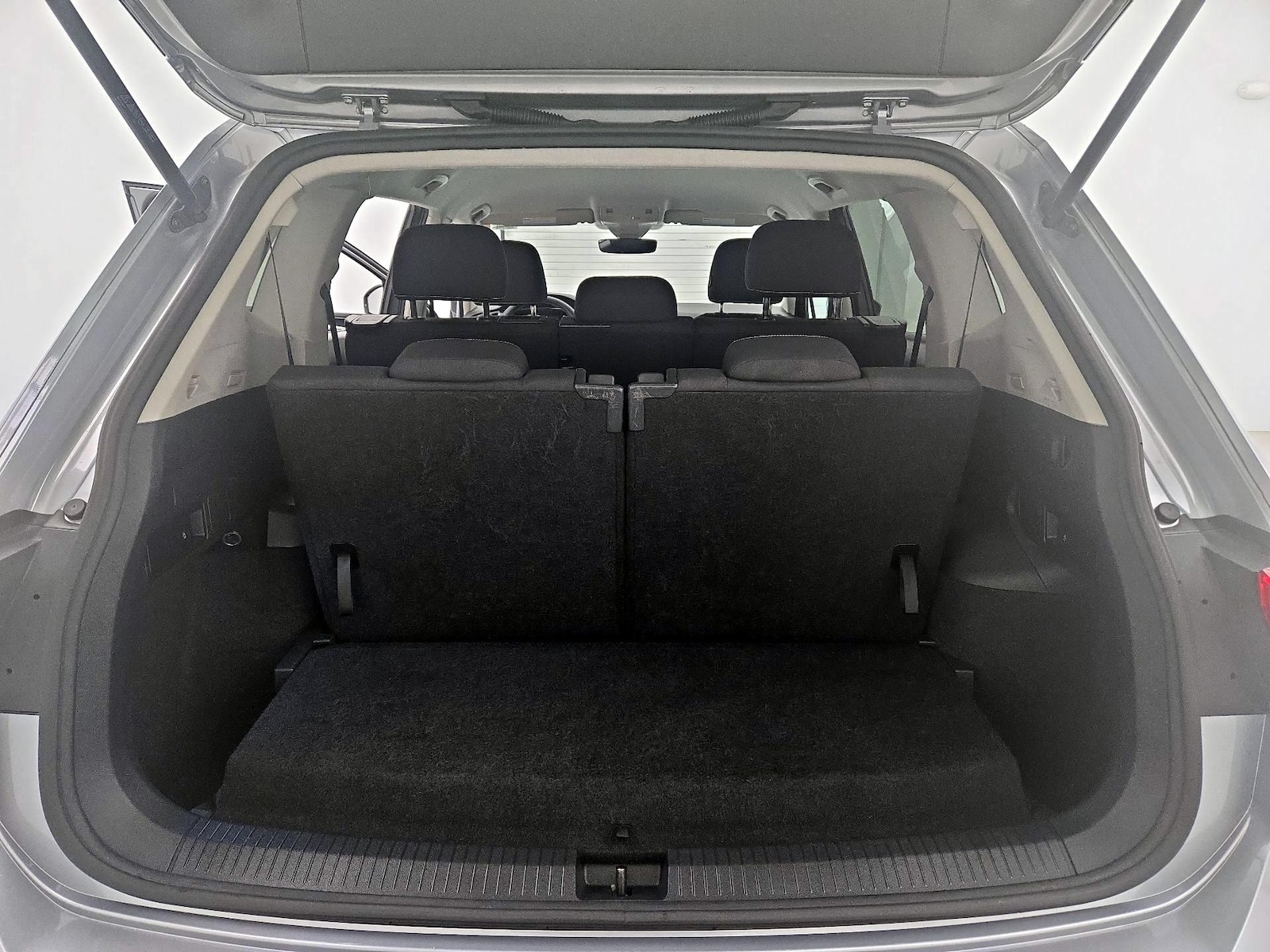 2023 Volkswagen Tiguan S - Photo 22