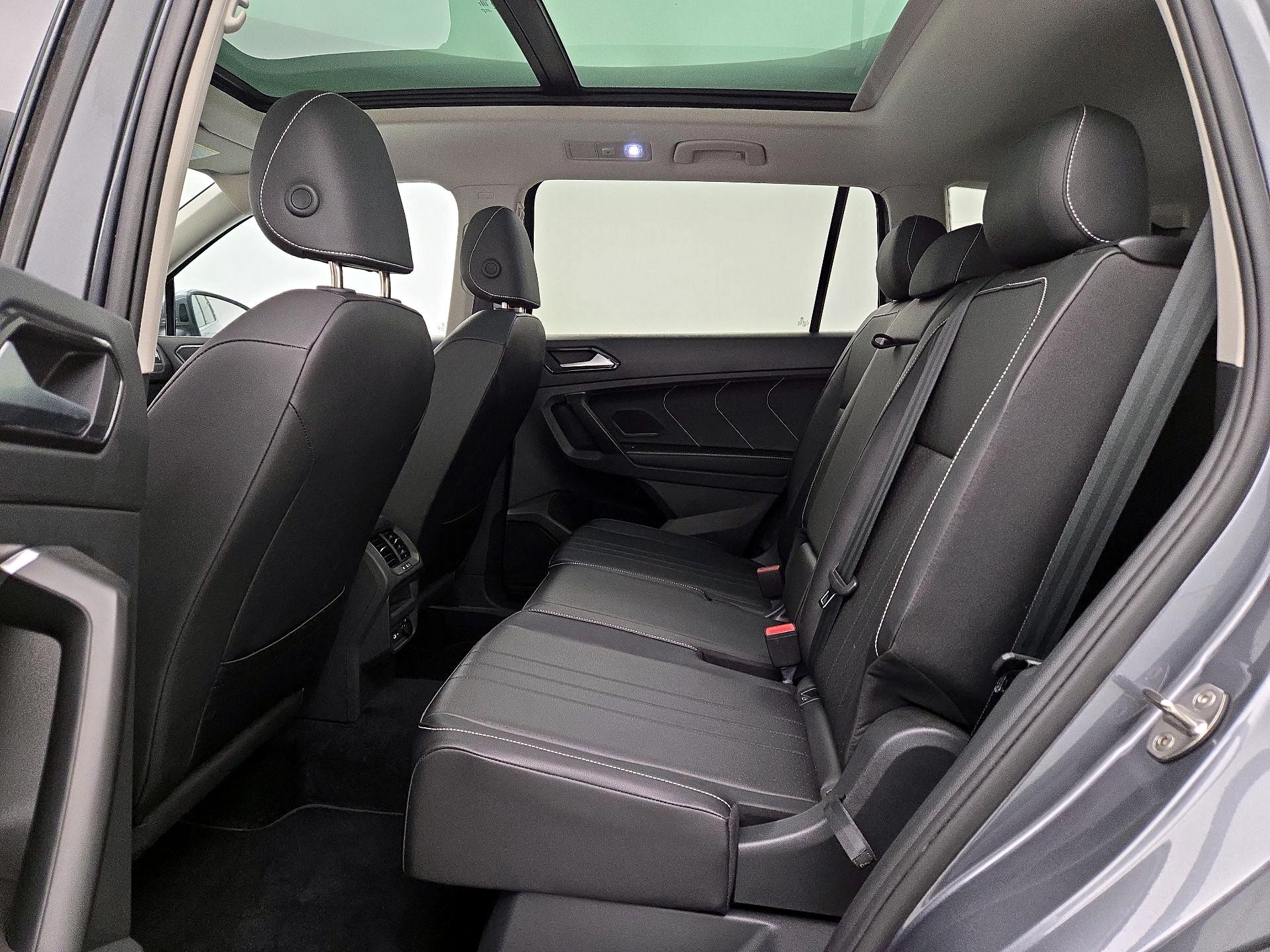 Thumbnail: 2023 Volkswagen Tiguan - 20