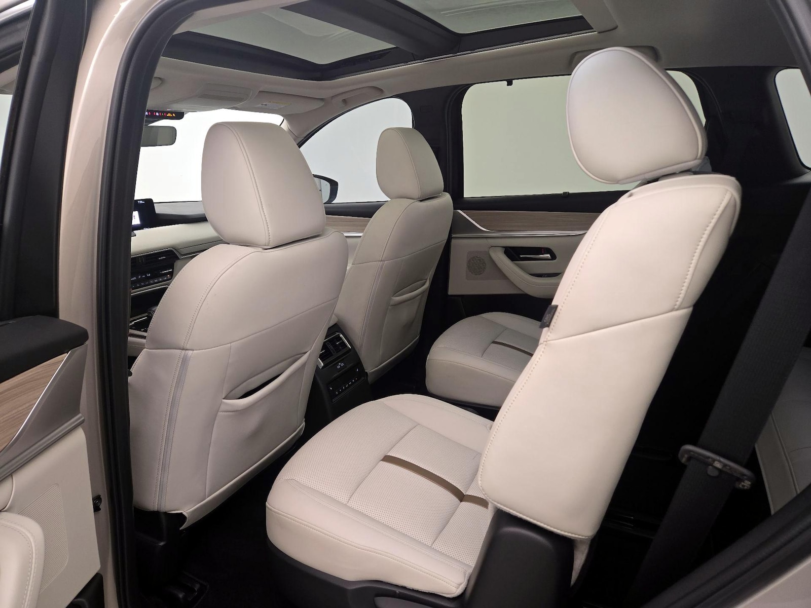 Rear Air Conditioning