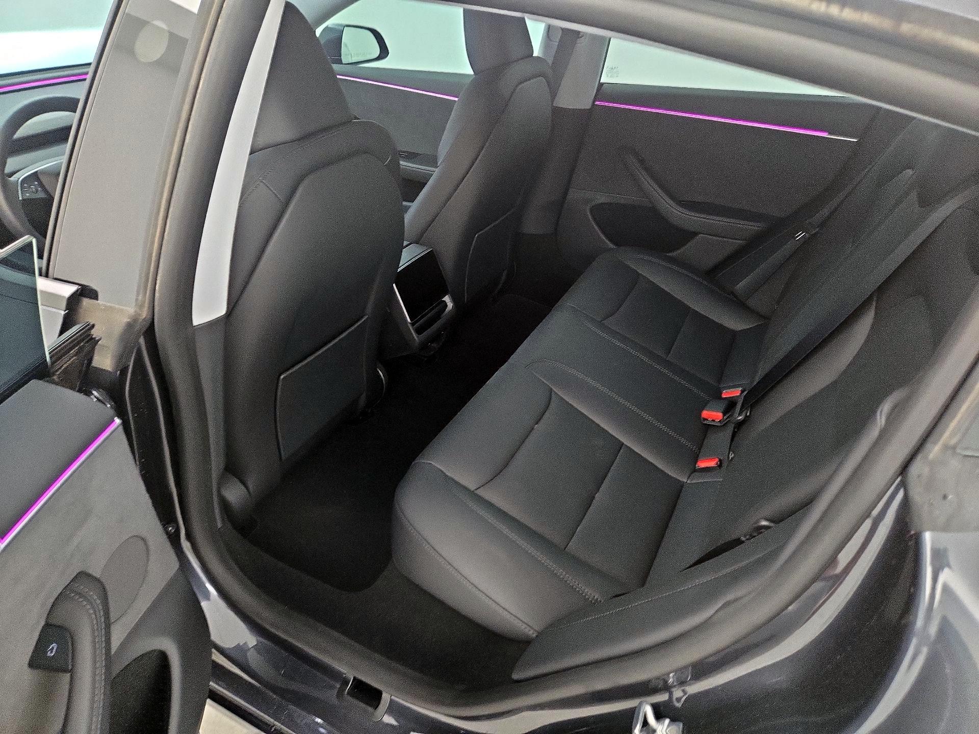 Thumbnail: 2025 Tesla Model 3 - 19