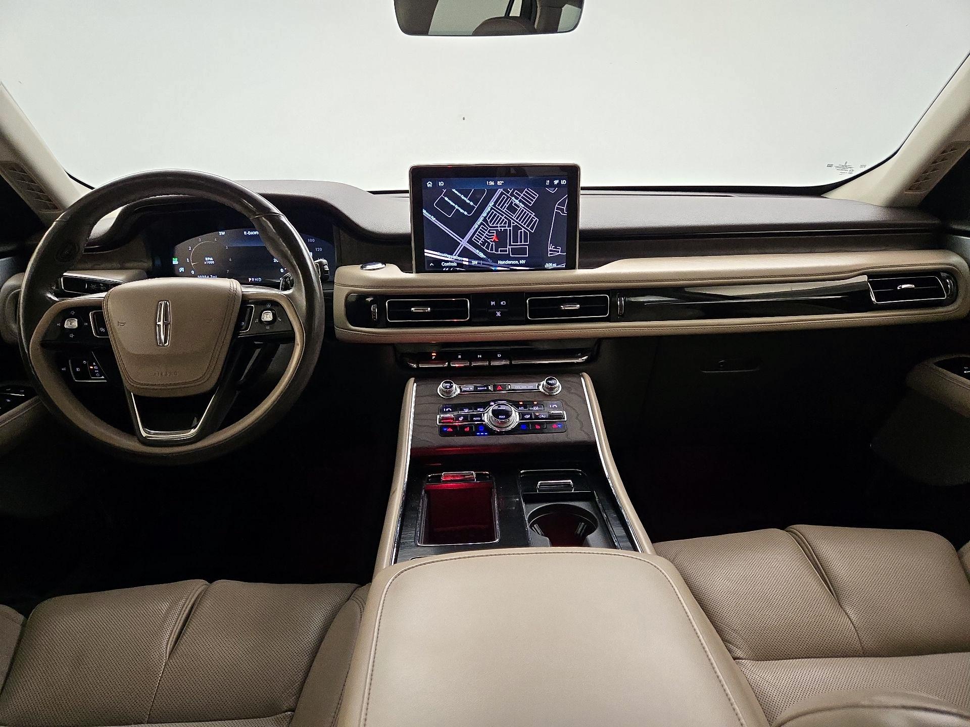 Thumbnail: 2020 Lincoln Aviator - 9