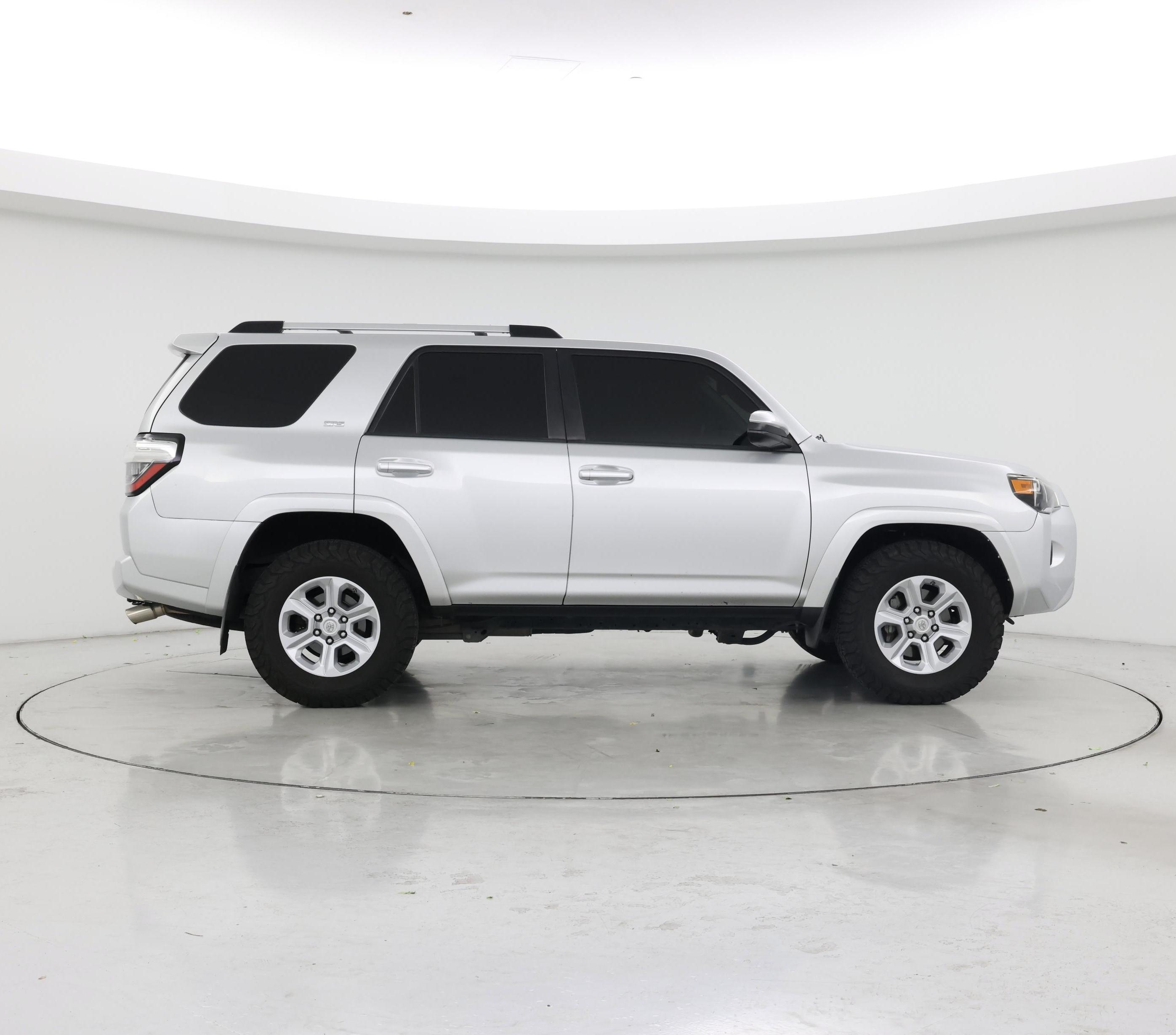 Thumbnail: 2020 Toyota 4Runner - 7