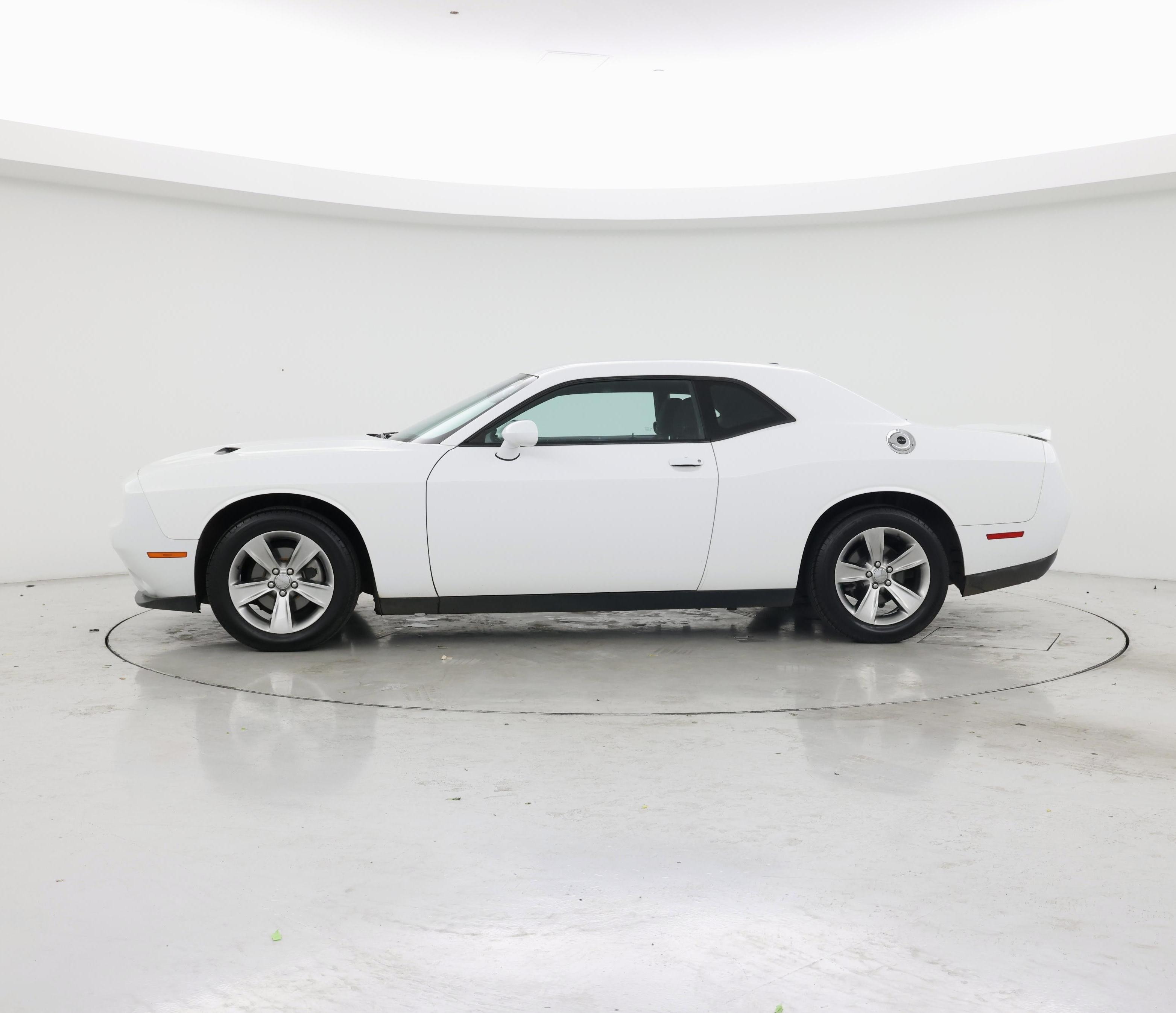 Thumbnail: 2021 Dodge Challenger - 3