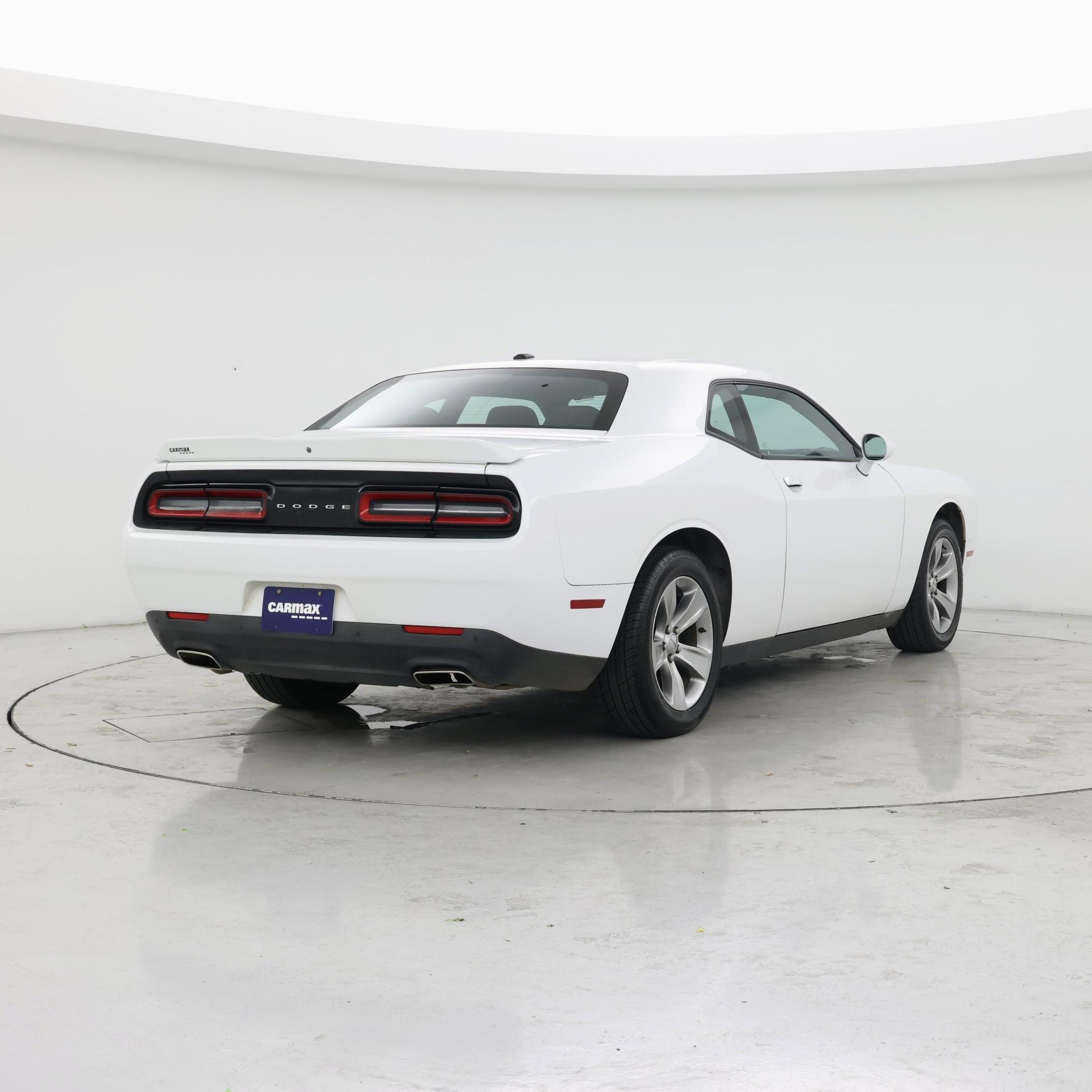 Thumbnail: 2021 Dodge Challenger - 8