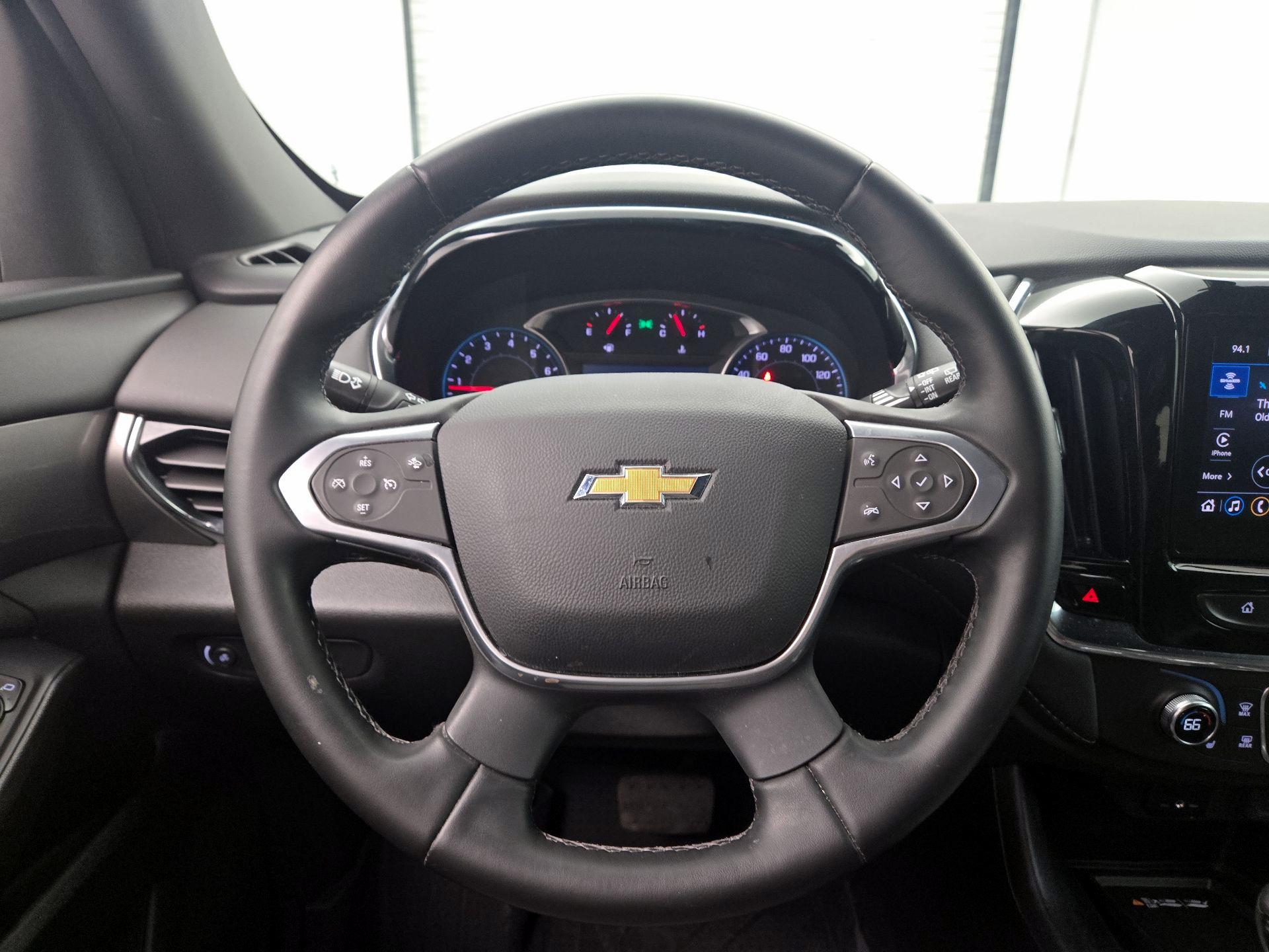 Thumbnail: 2023 Chevrolet Traverse - 10