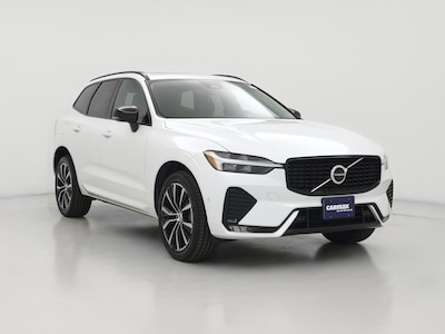 2023 Volvo XC60 B5 Ultimate Dark Theme