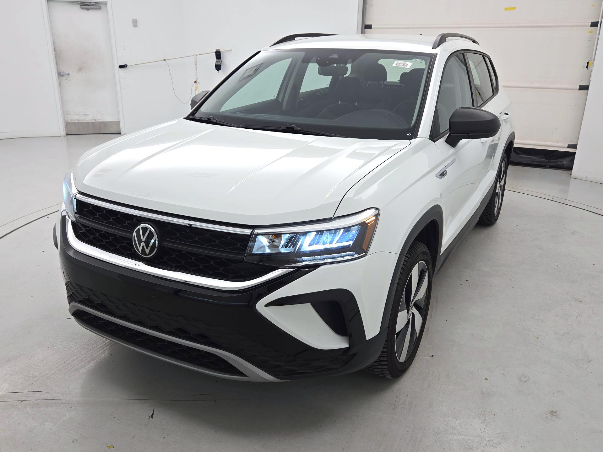 Thumbnail: 2024 Volkswagen Taos - 3