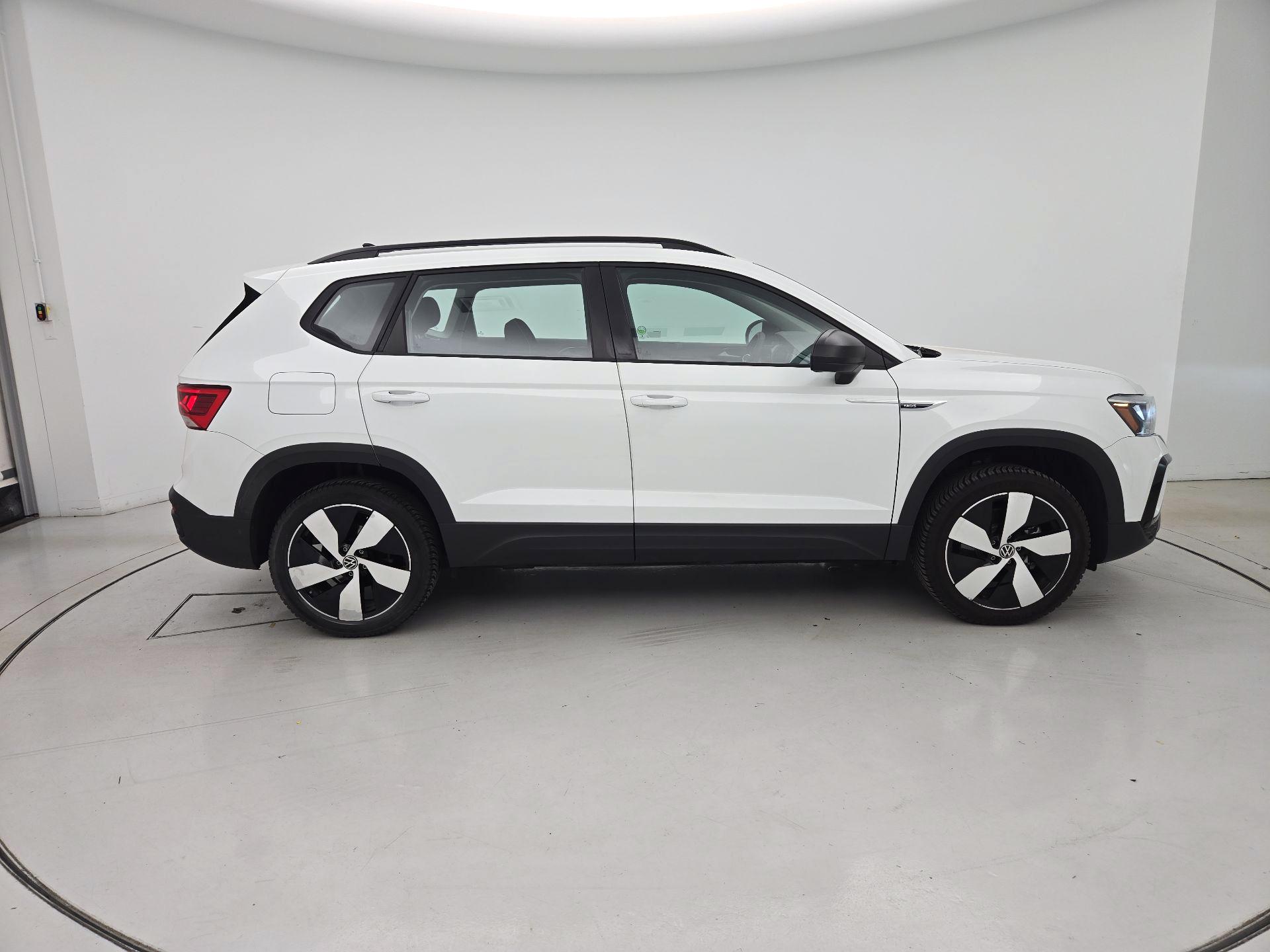 Thumbnail: 2024 Volkswagen Taos - 4