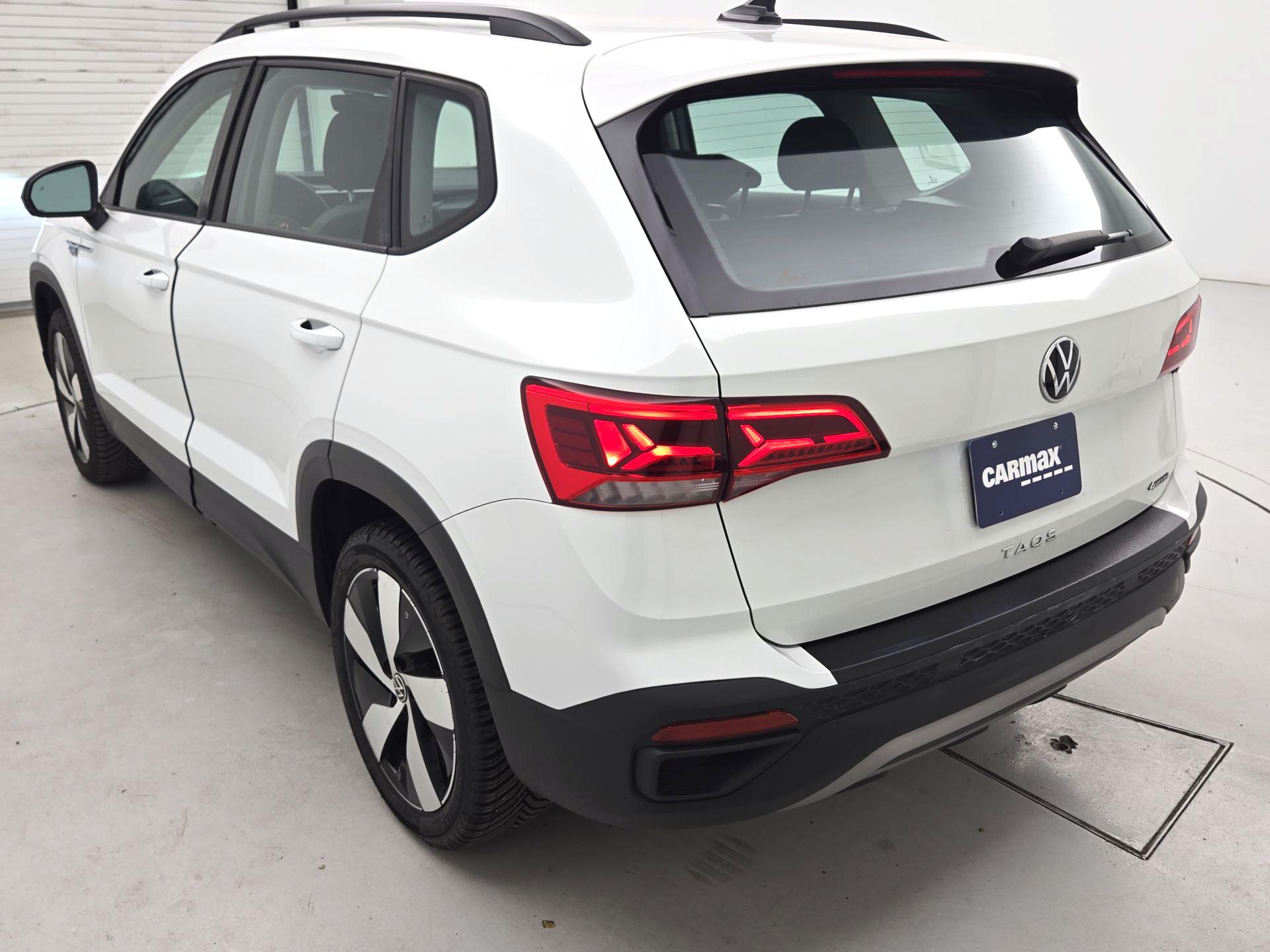Thumbnail: 2024 Volkswagen Taos - 7