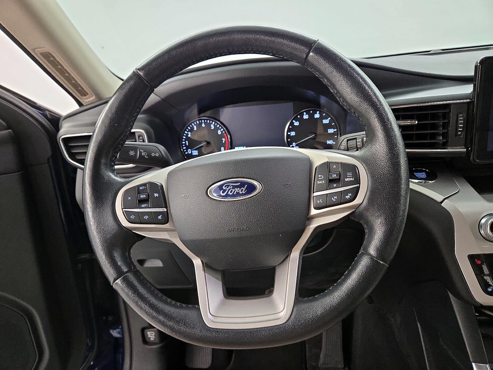 2021 Ford Explorer XLT - Photo 11