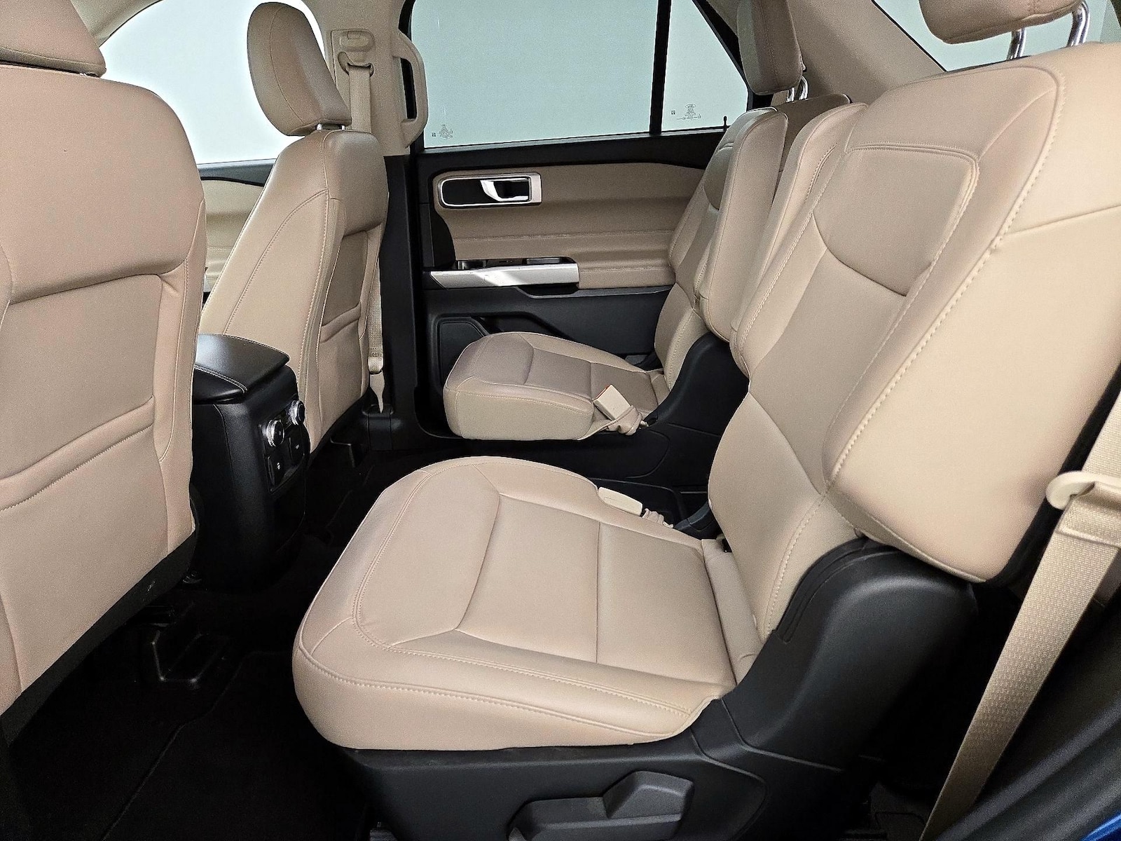 2021 Ford Explorer XLT - Photo 20