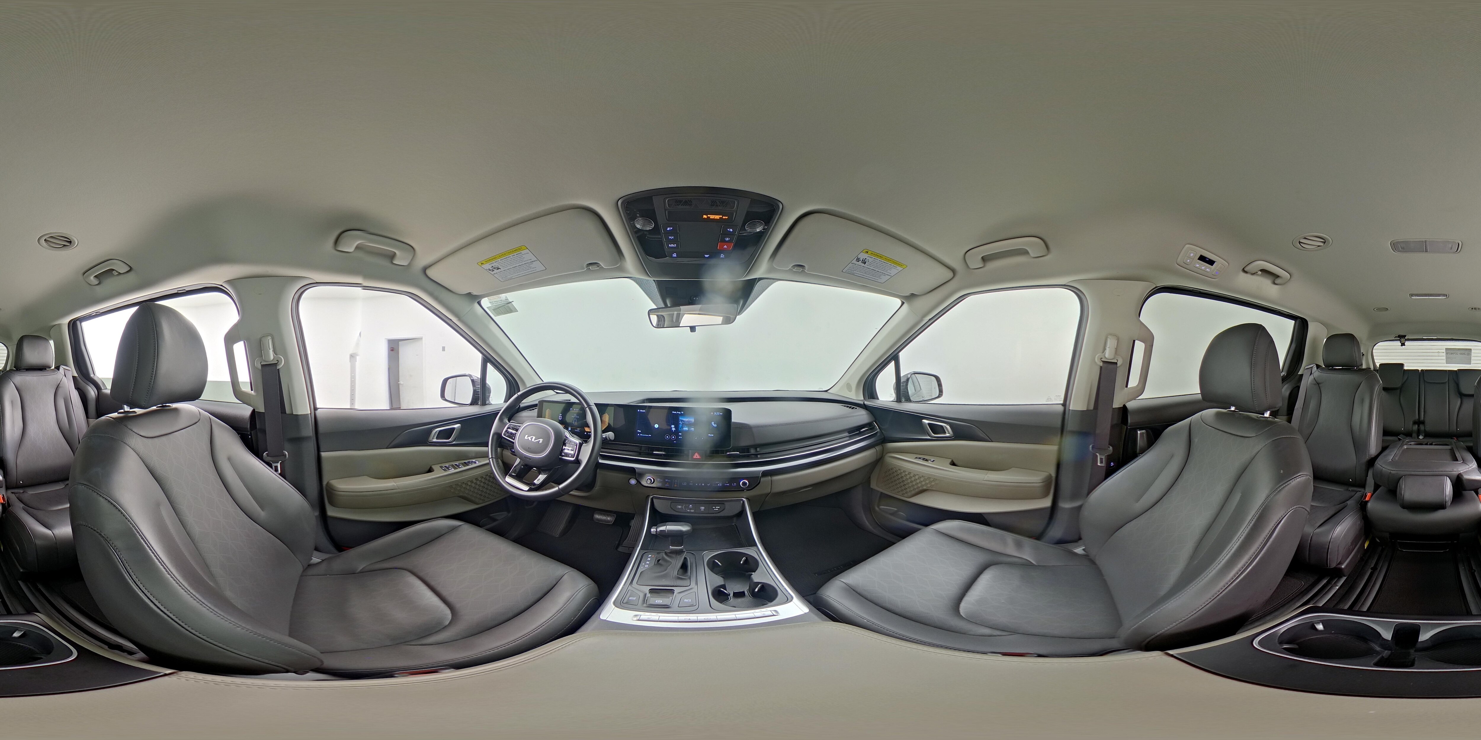 2025 Kia Carnival LXS - Photo 21