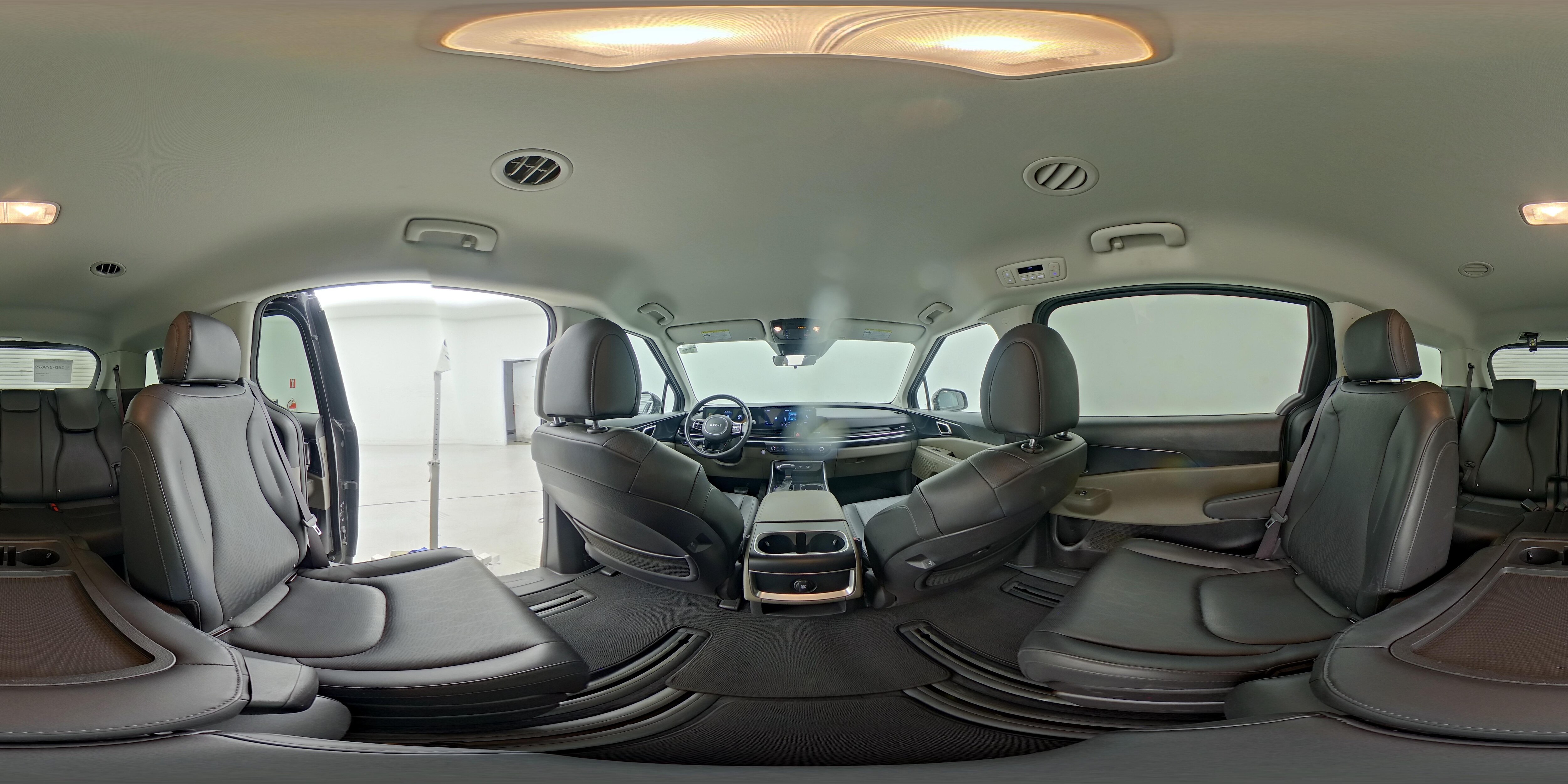 2025 Kia Carnival LXS - Photo 22