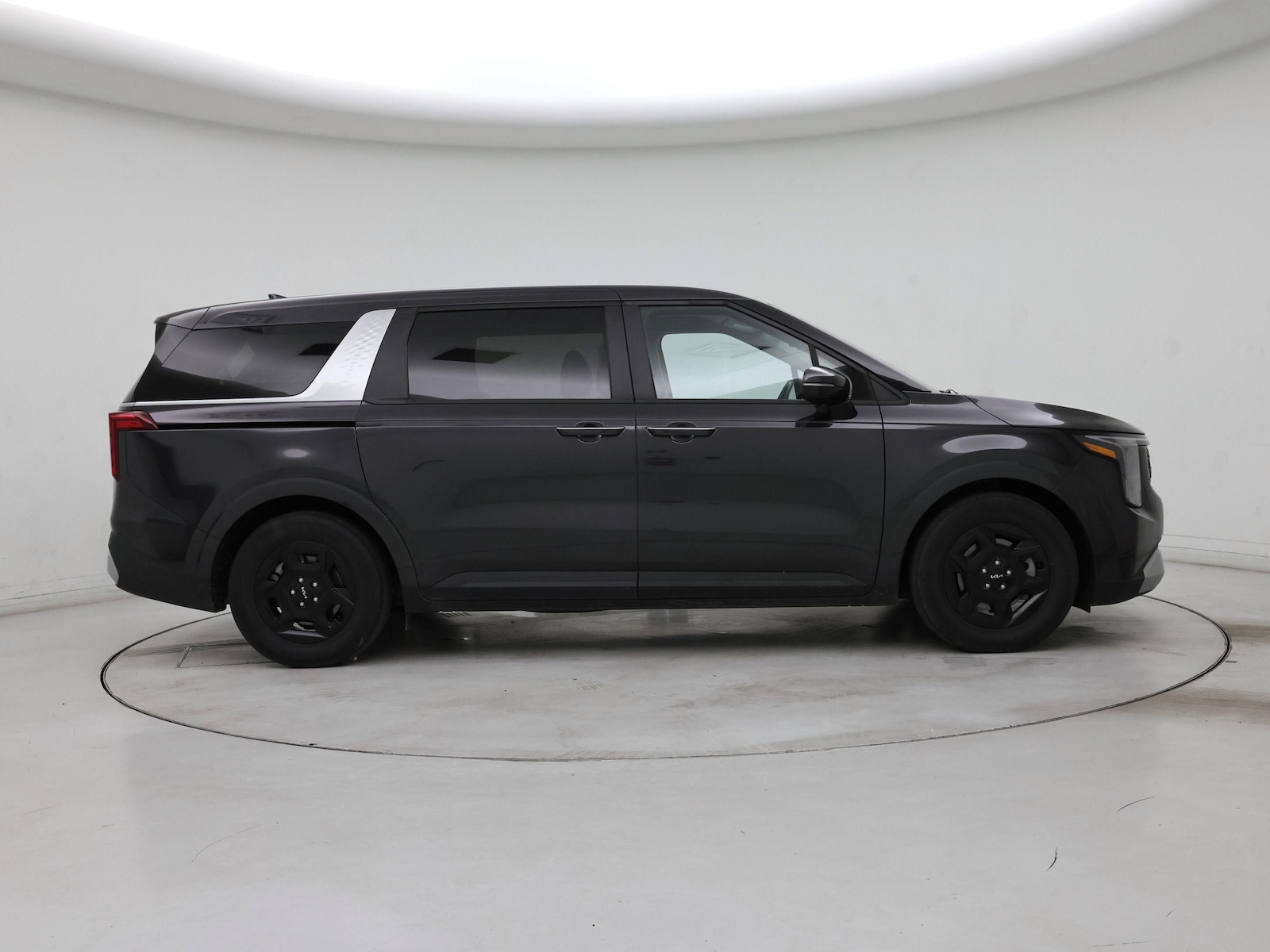 2025 Kia Carnival LXS - Photo 8