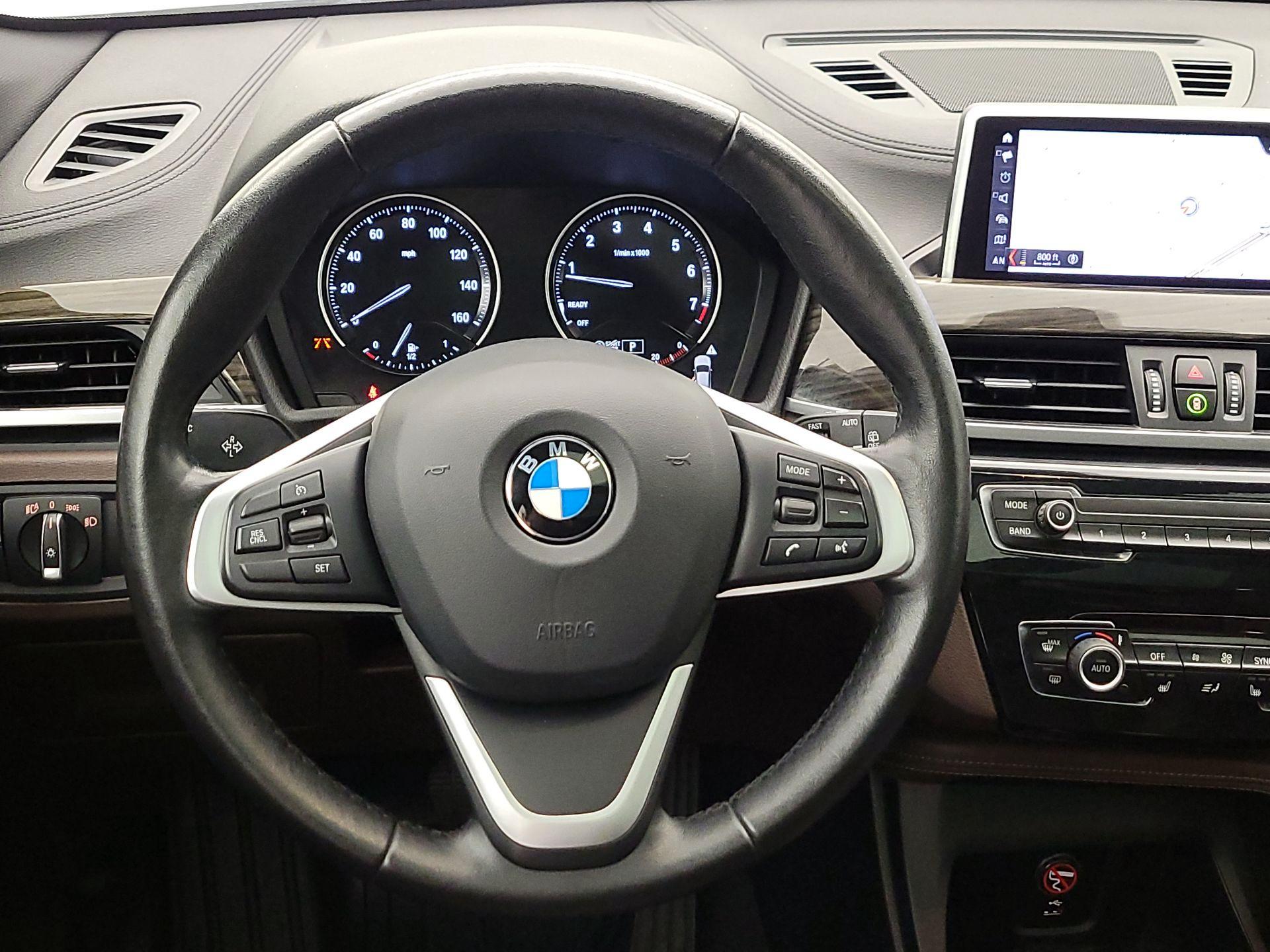 Thumbnail: 2021 BMW X1 - 10