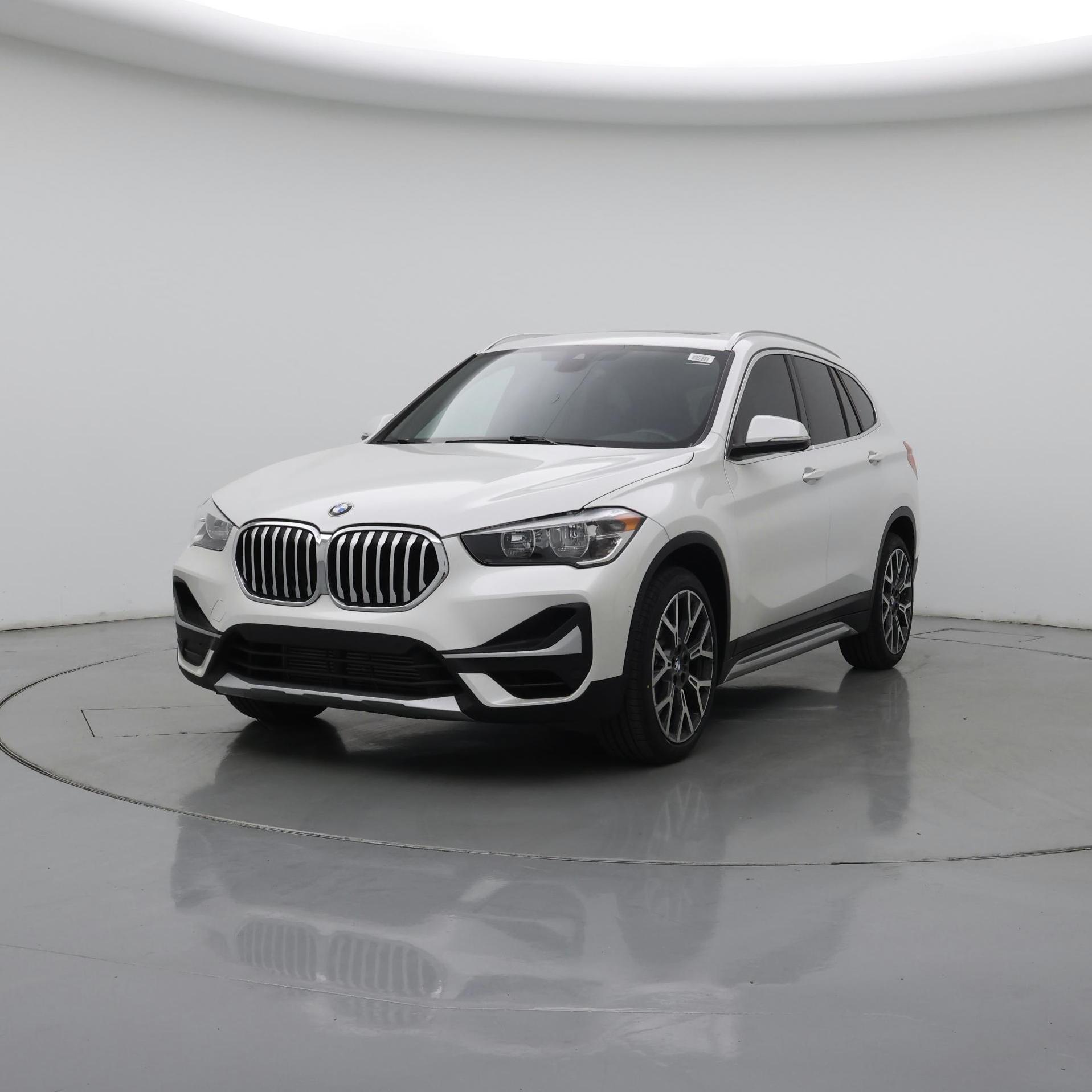Thumbnail: 2021 BMW X1 - 4