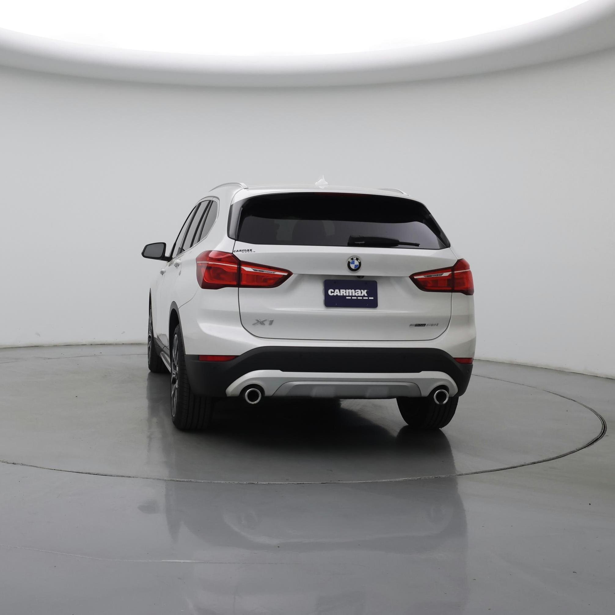 Thumbnail: 2021 BMW X1 - 6