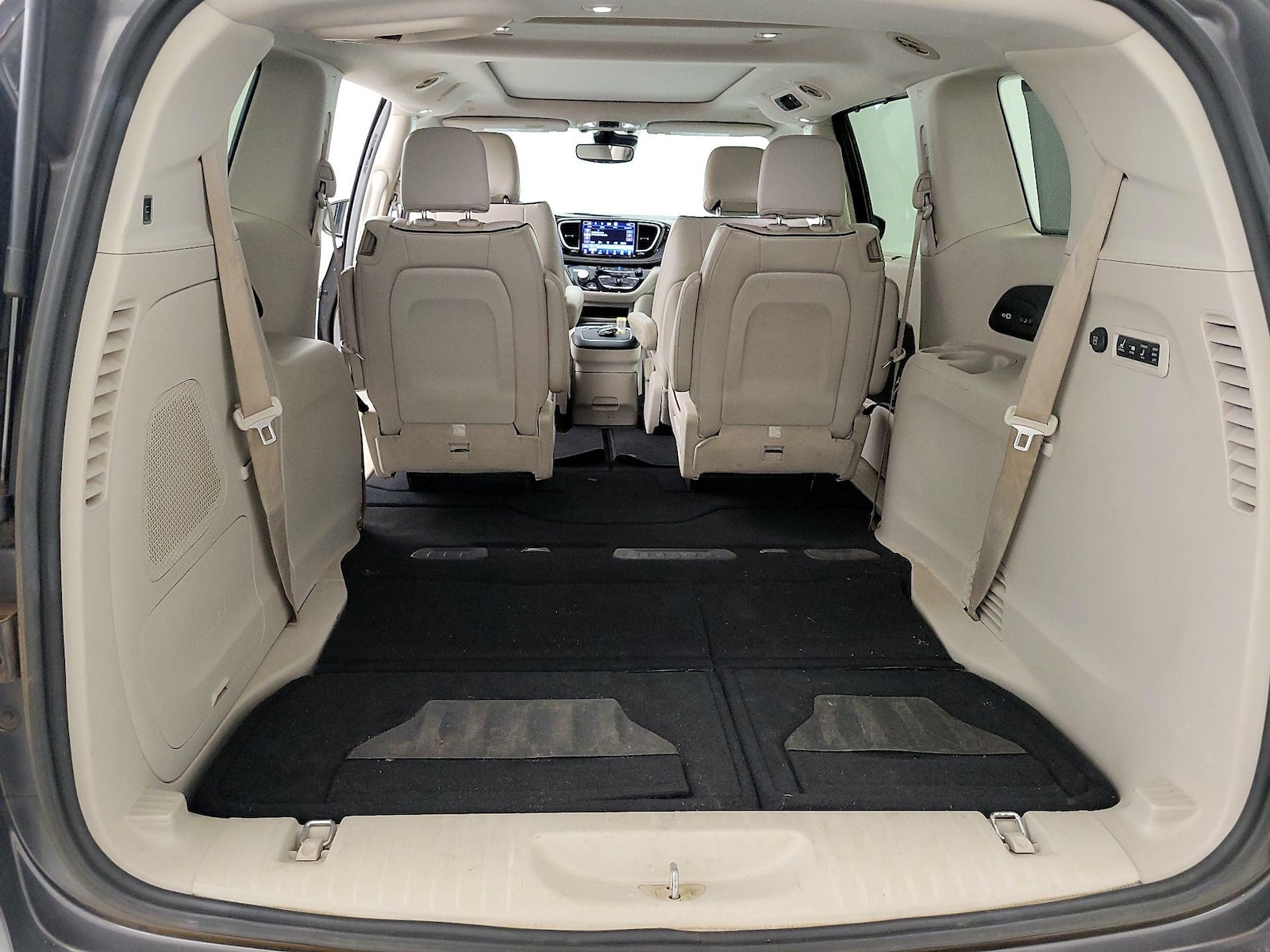 2021 Chrysler Pacifica Limited - Photo 22