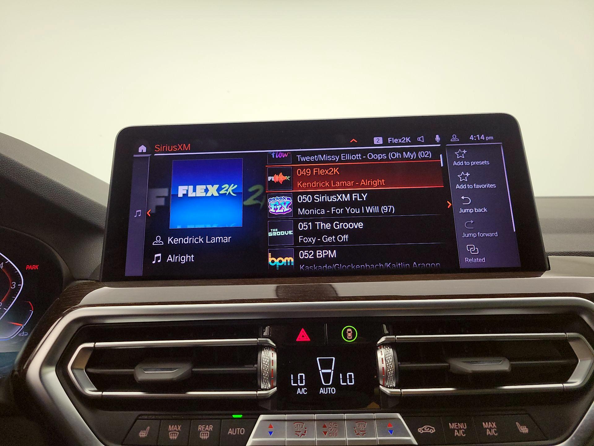 Thumbnail: 2023 BMW X4 - 16
