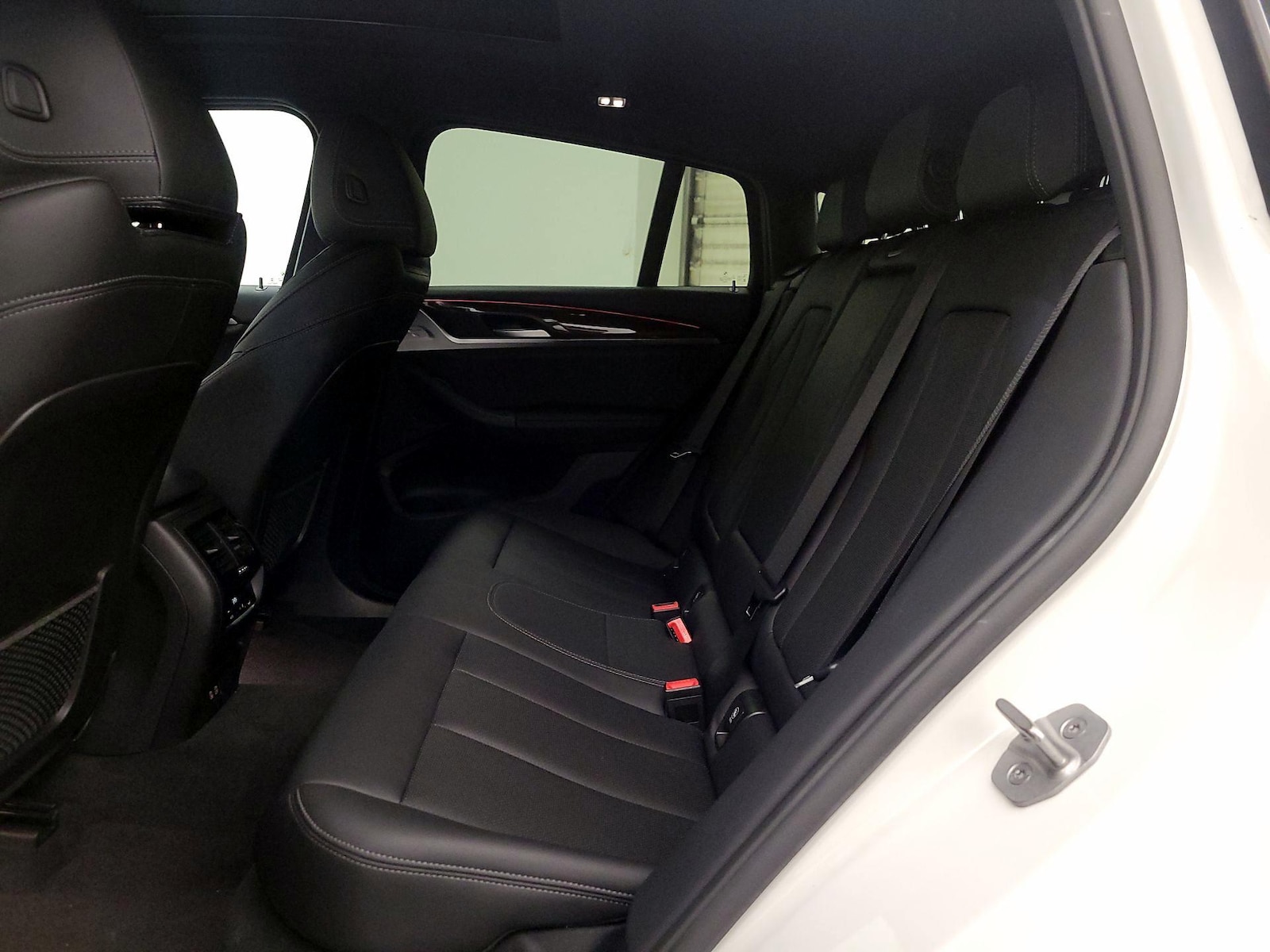 2023 BMW X4 30i - Photo 22
