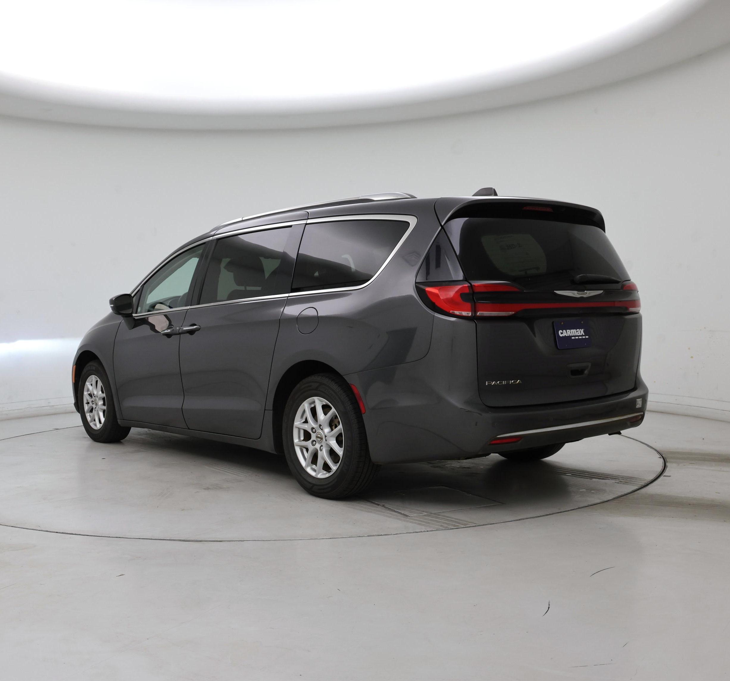 Thumbnail: 2021 Chrysler Pacifica - 2