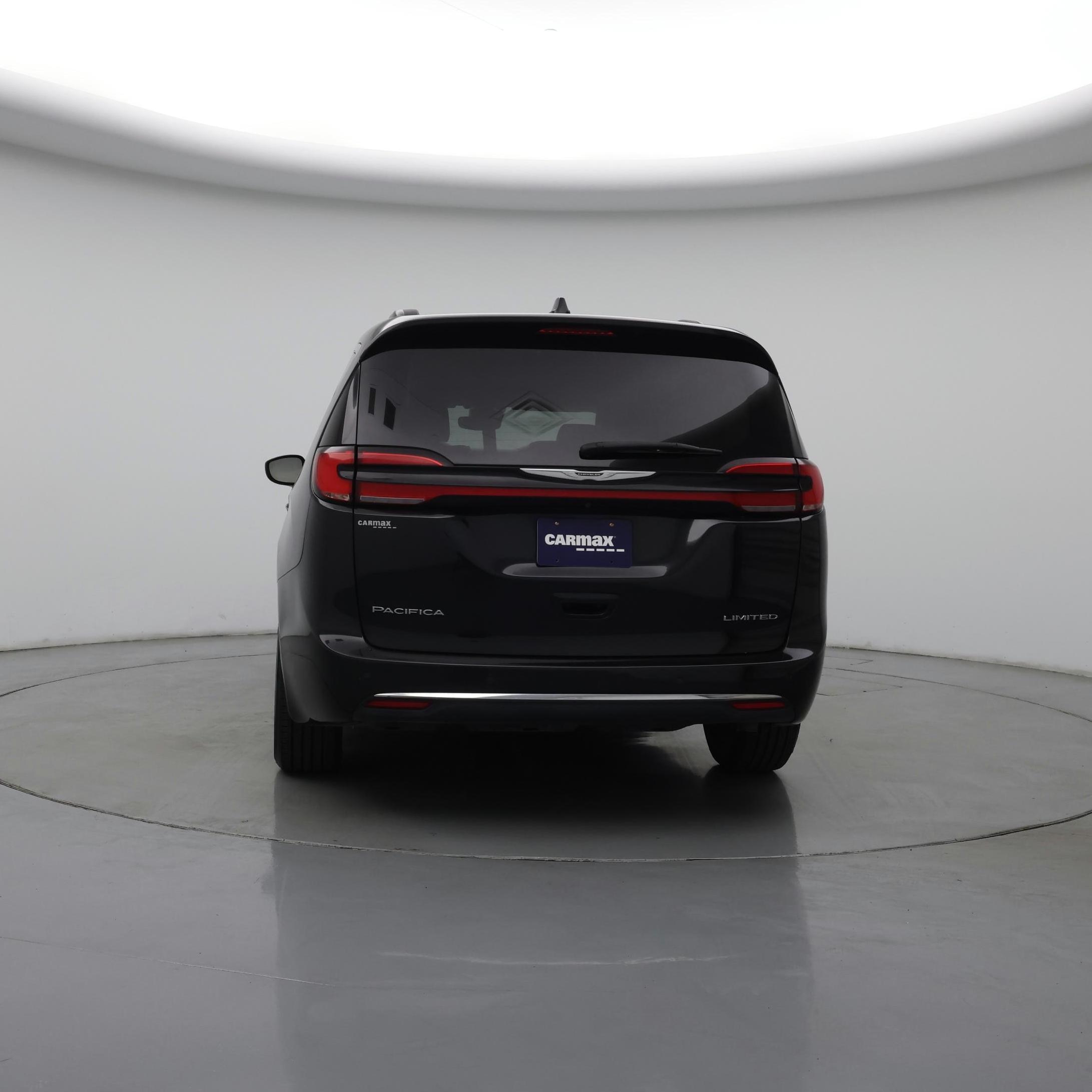 Thumbnail: 2023 Chrysler Pacifica - 6