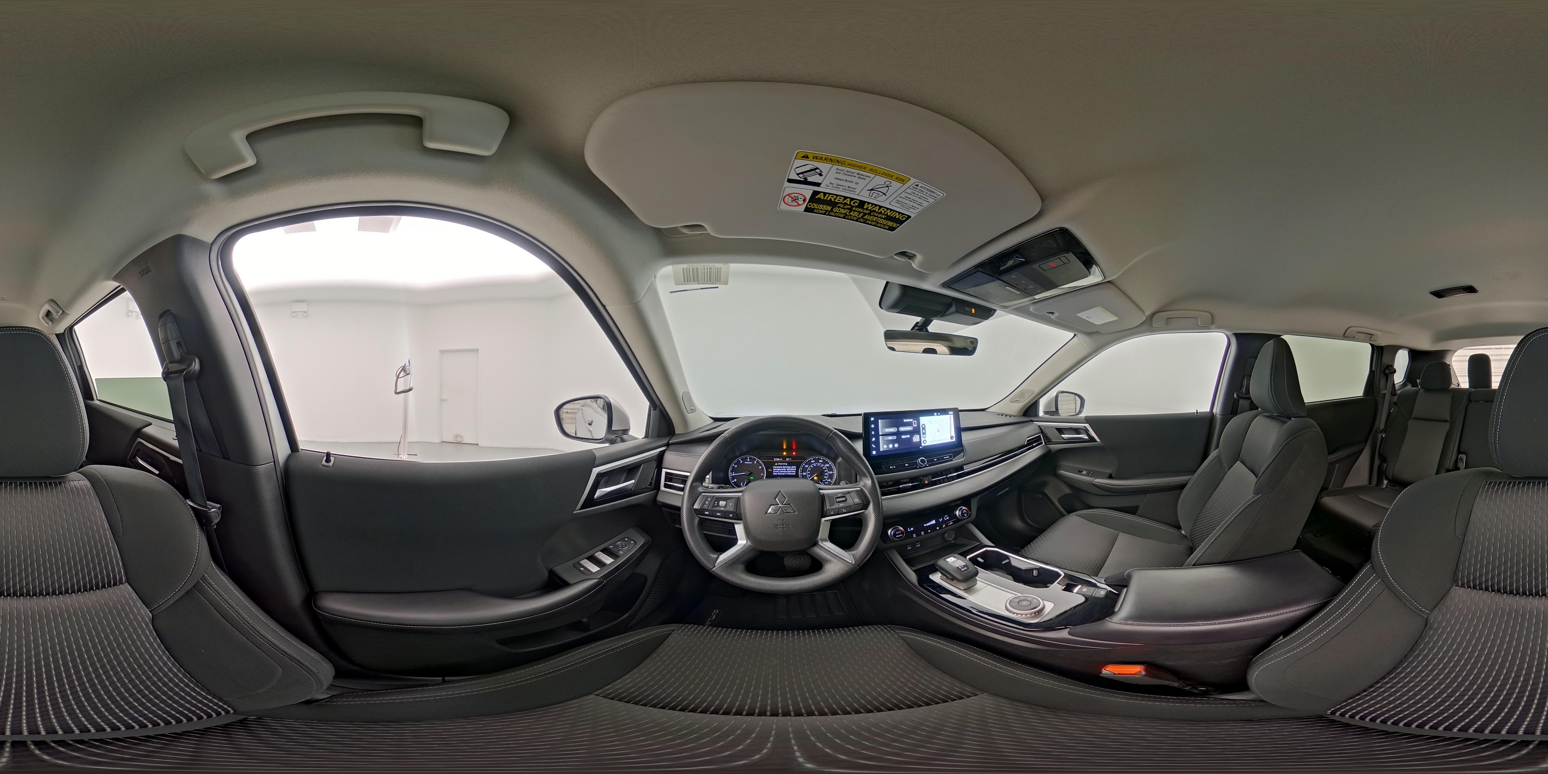 2025 Mitsubishi Outlander ES - Photo 30