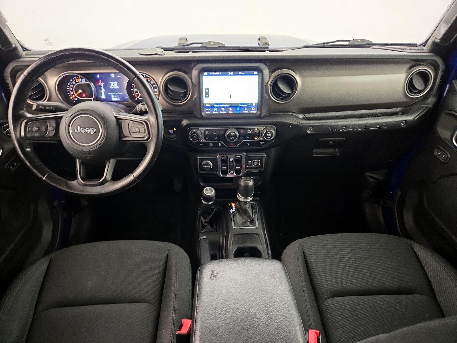 Apple CarPlay® & Android Auto™