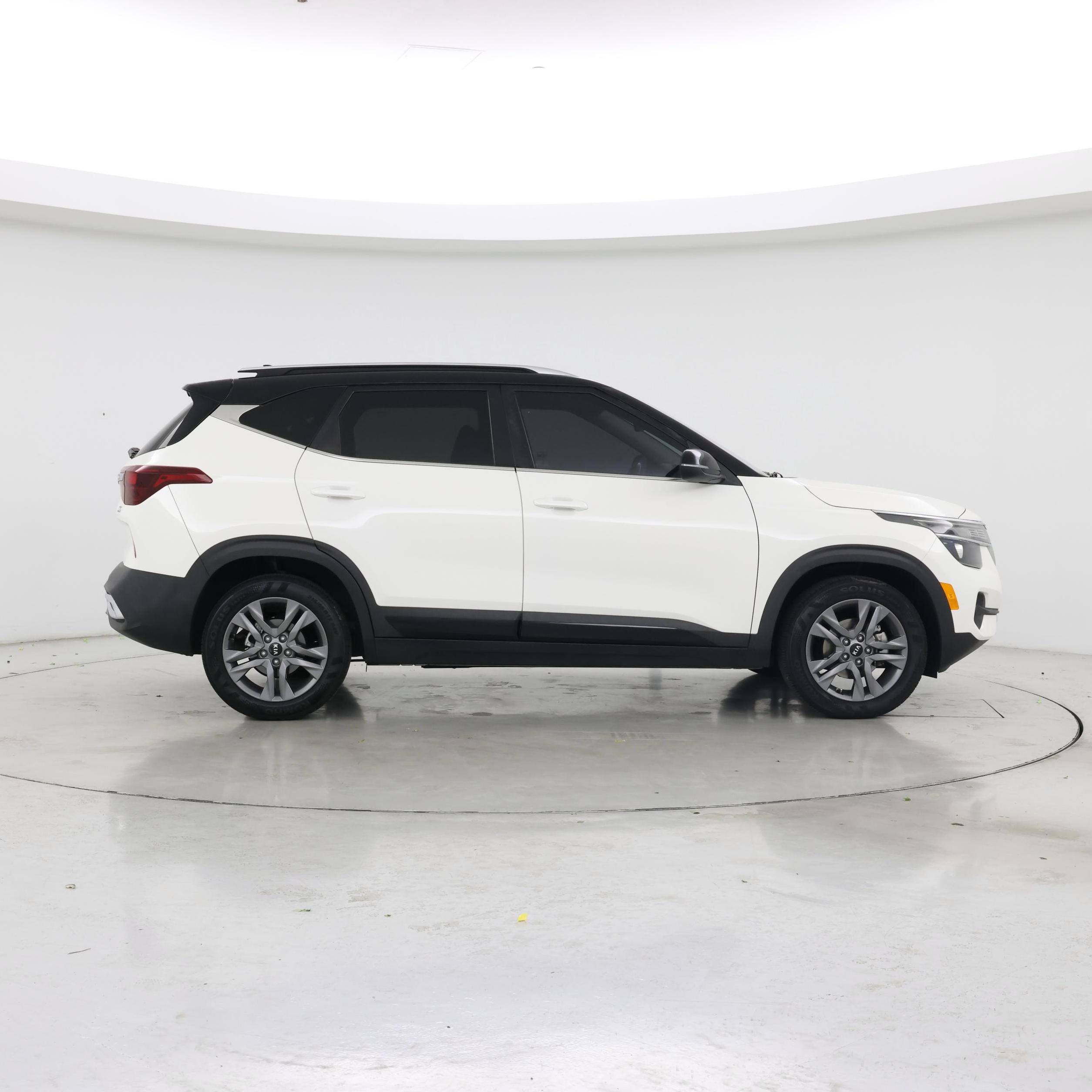 Thumbnail: 2021 Kia Seltos - 7