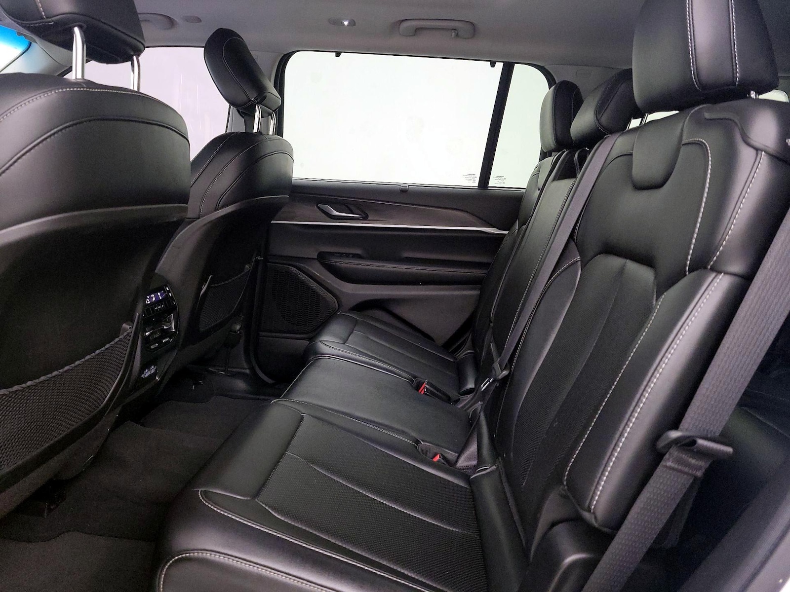 2023 Jeep Grand Cherokee L Limited - Photo 17