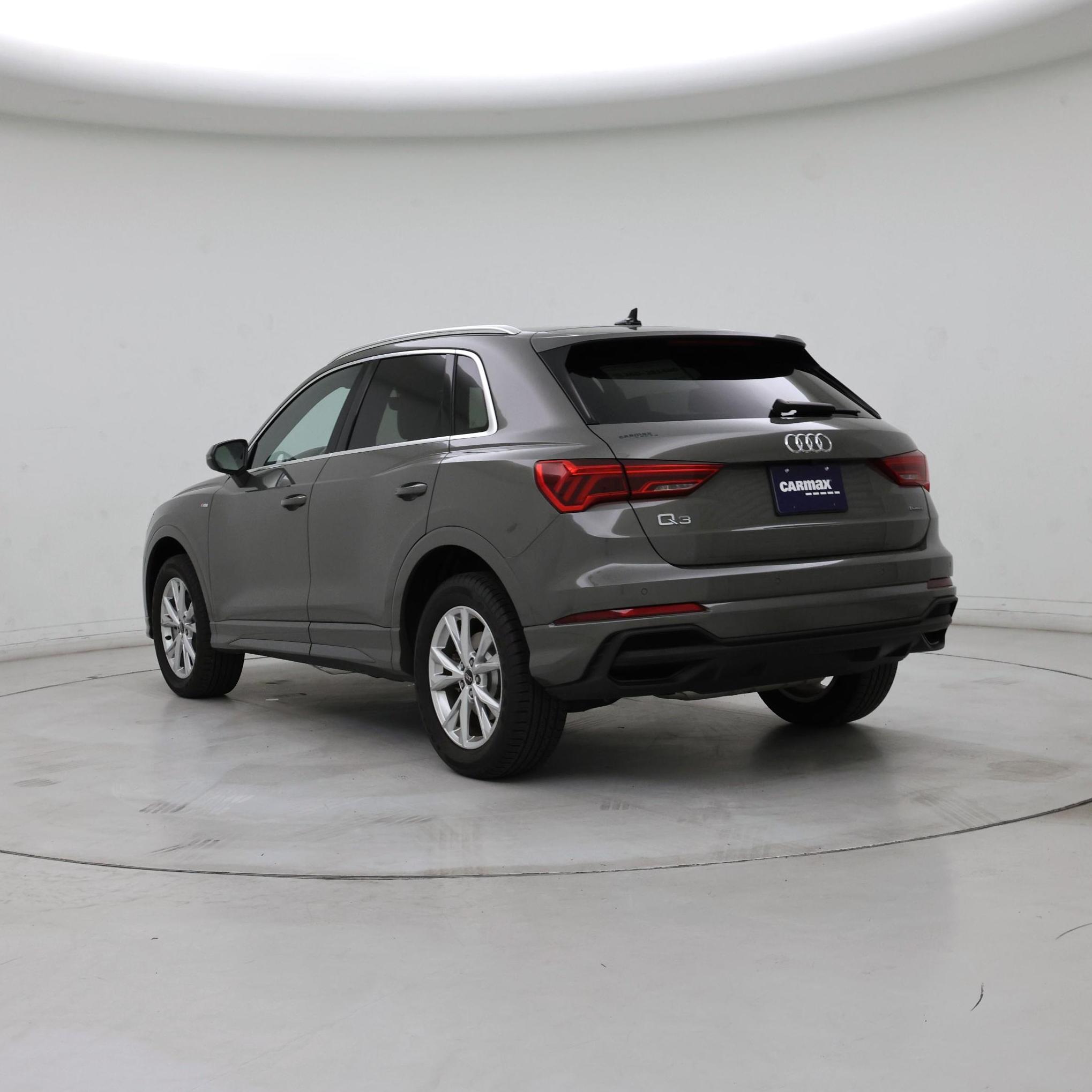 Thumbnail: 2024 Audi Q3 - 2