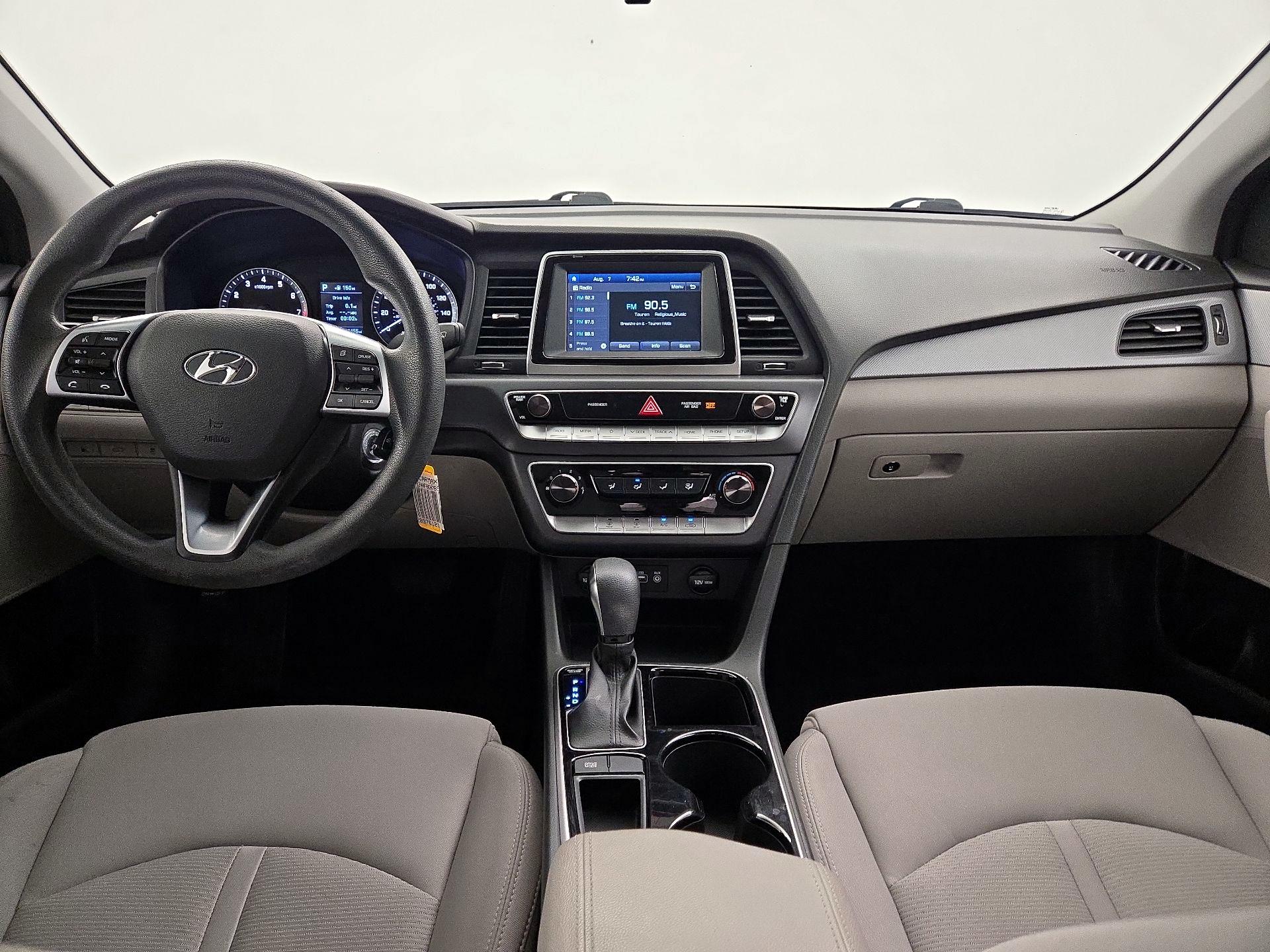 Thumbnail: 2019 Hyundai Sonata - 9