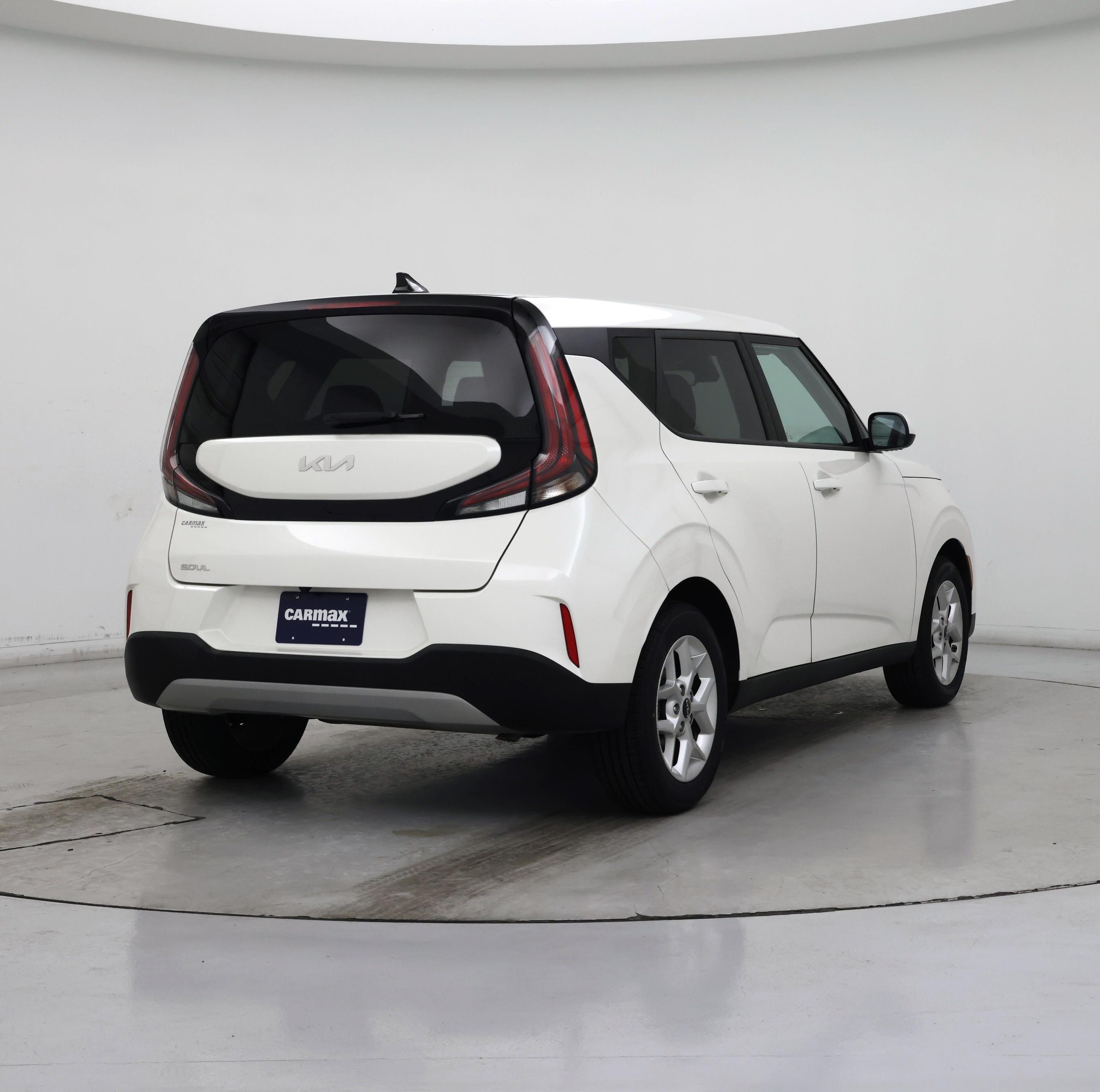 Thumbnail: 2023 Kia Soul - 8