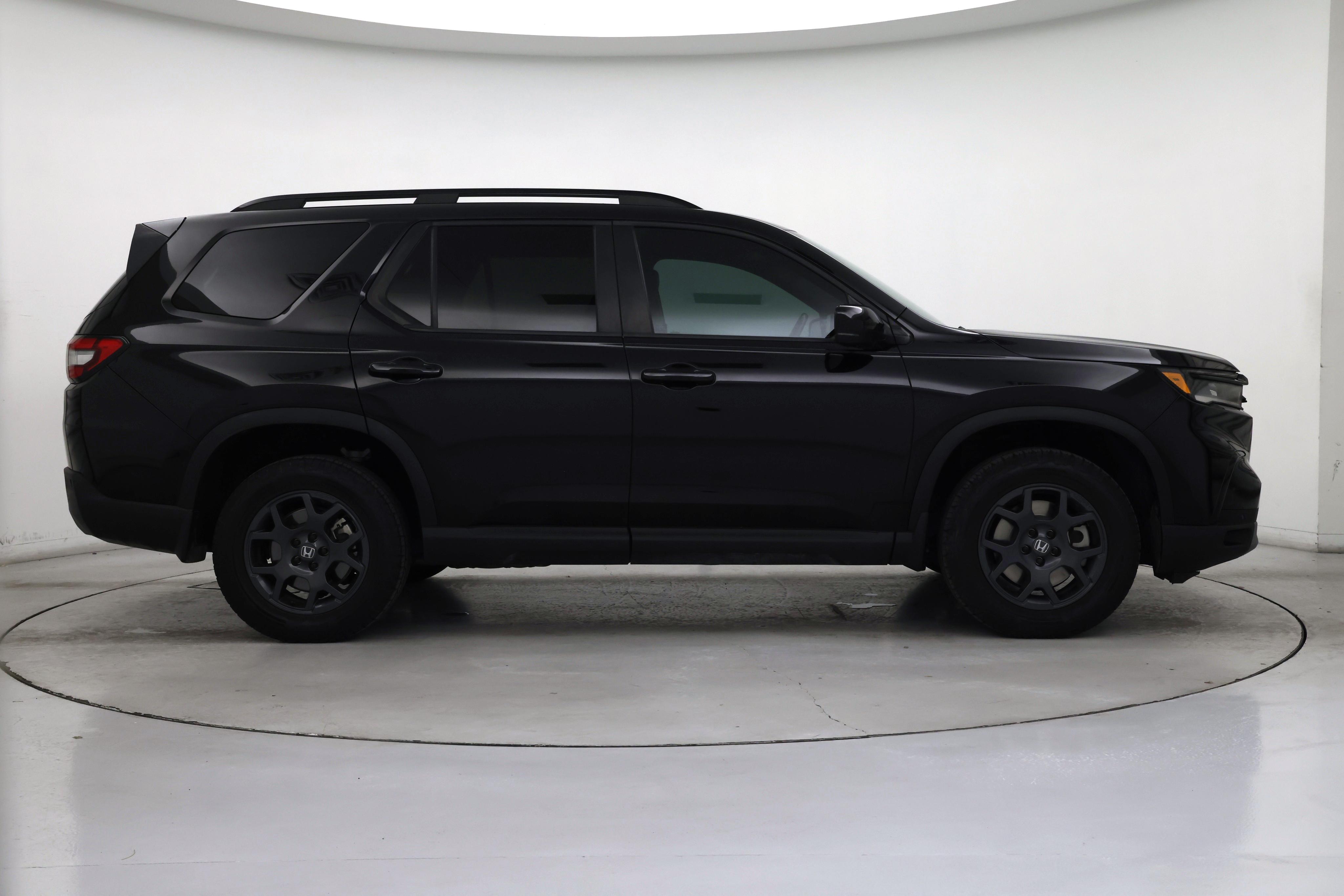 Thumbnail: 2024 Honda Pilot - 7