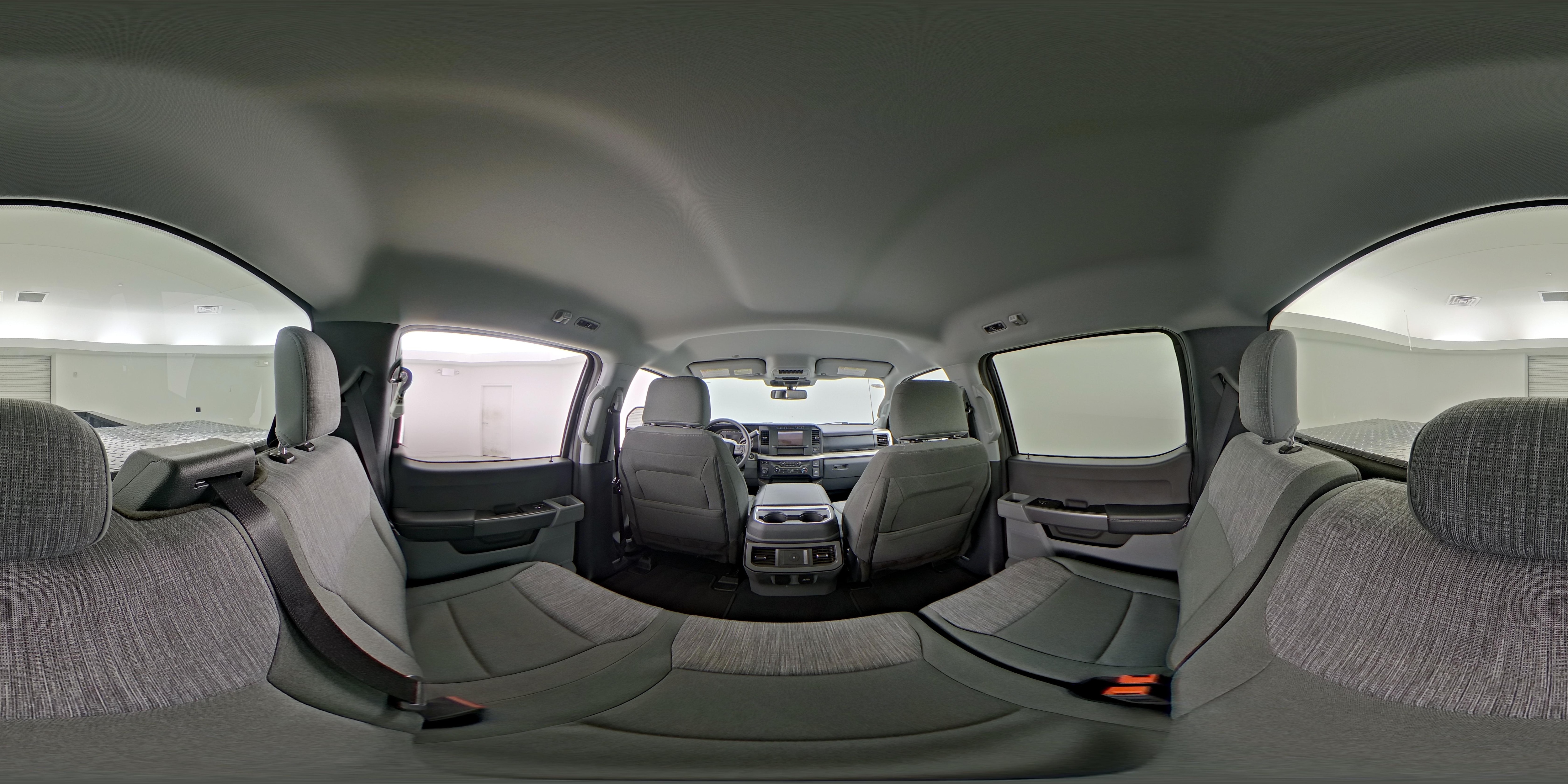 2023 Ford F-250 Super Duty XLT - Photo 25