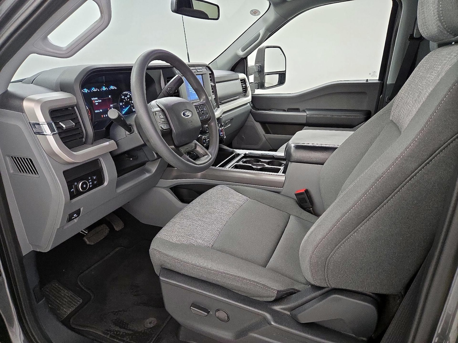 2023 Ford F-250 Super Duty XLT - Photo 12