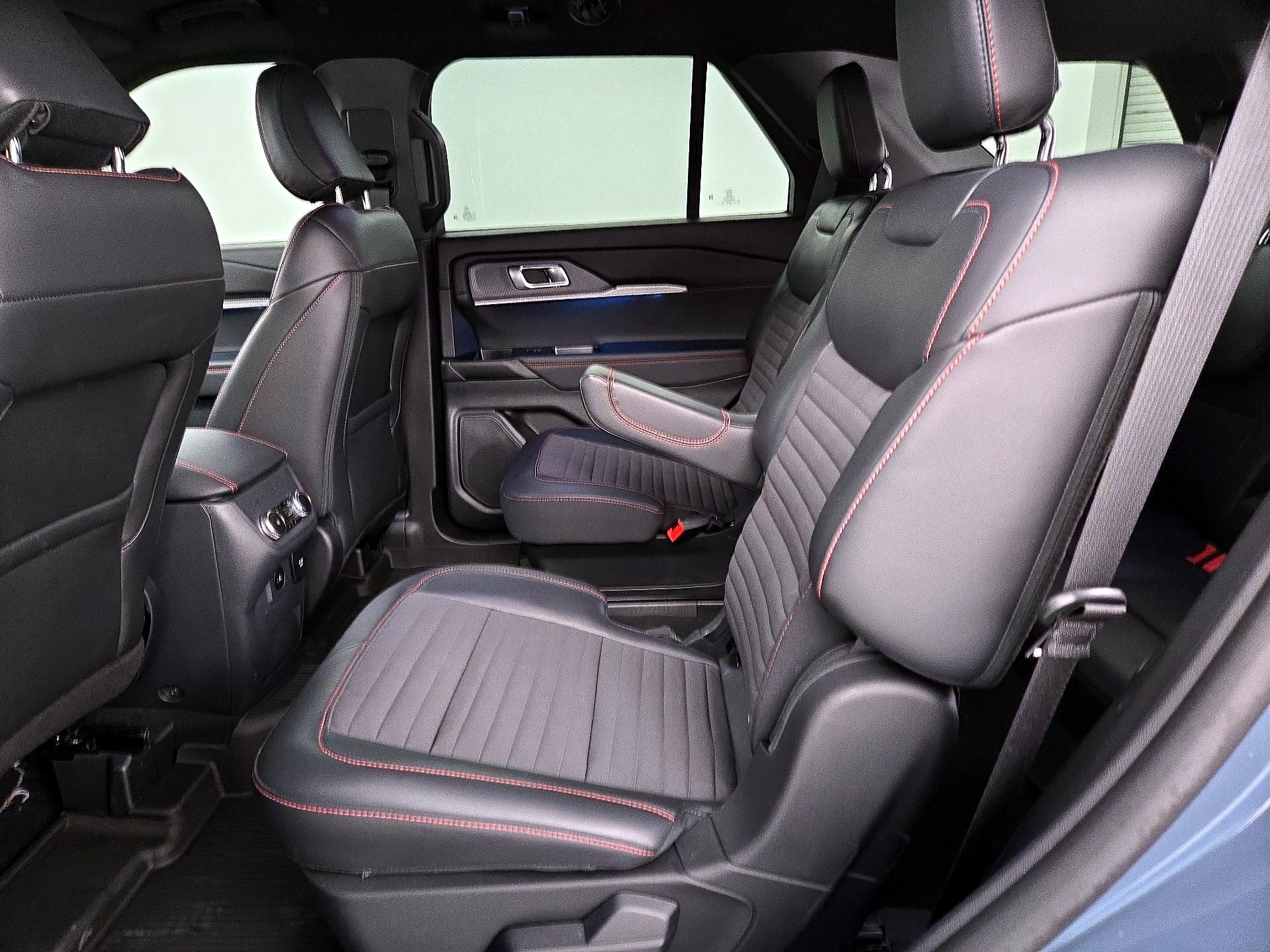 Thumbnail: 2025 Ford Explorer - 20