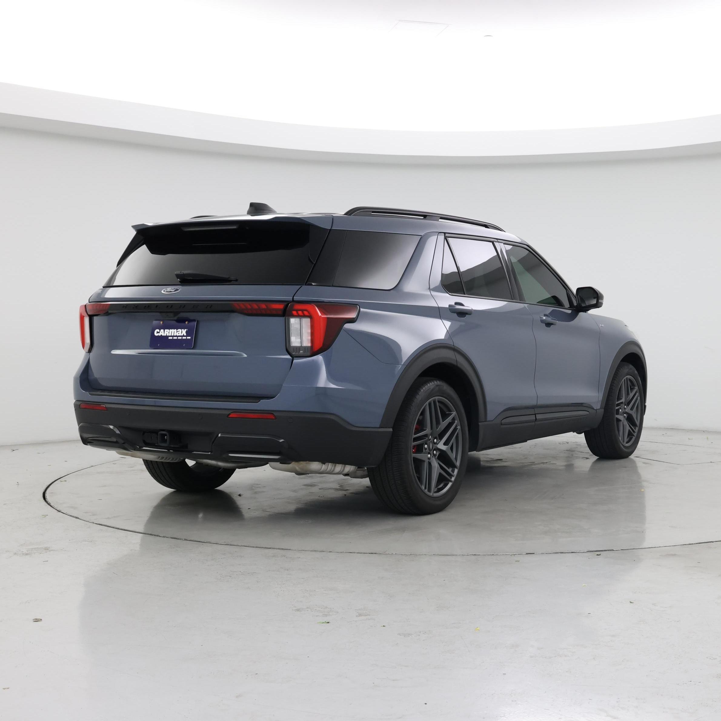 Thumbnail: 2025 Ford Explorer - 8