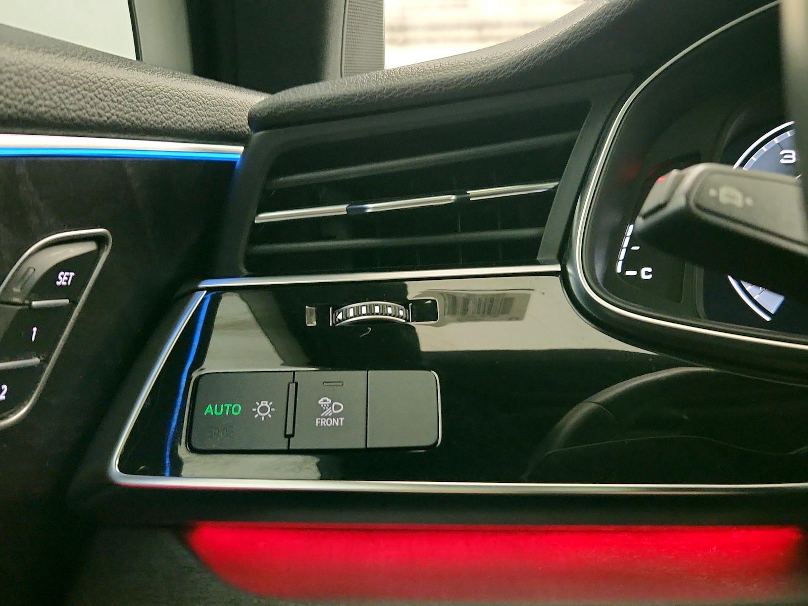 2023 Audi Q7 Premium Plus - Photo 12