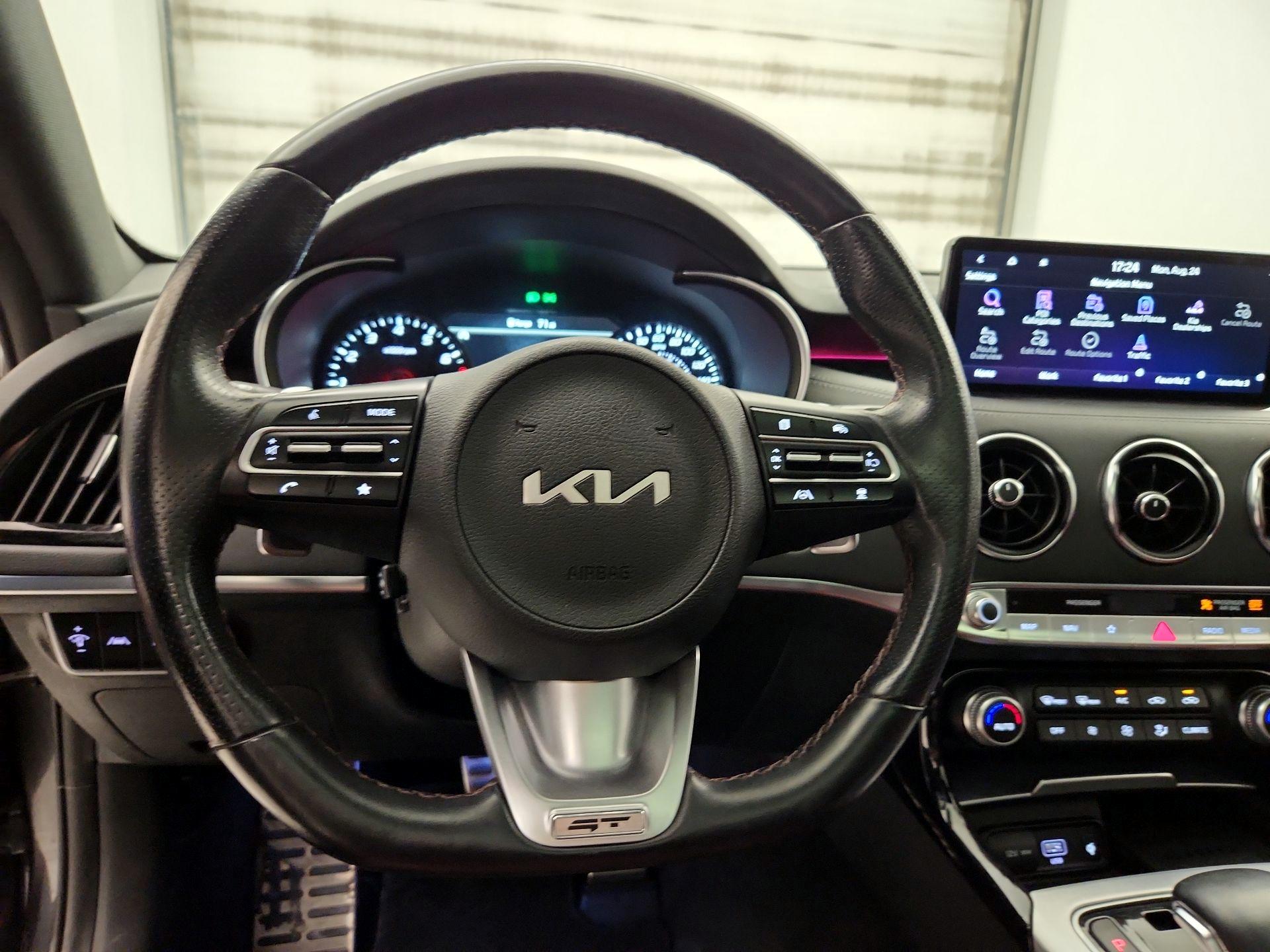 Thumbnail: 2023 Kia Stinger - 10