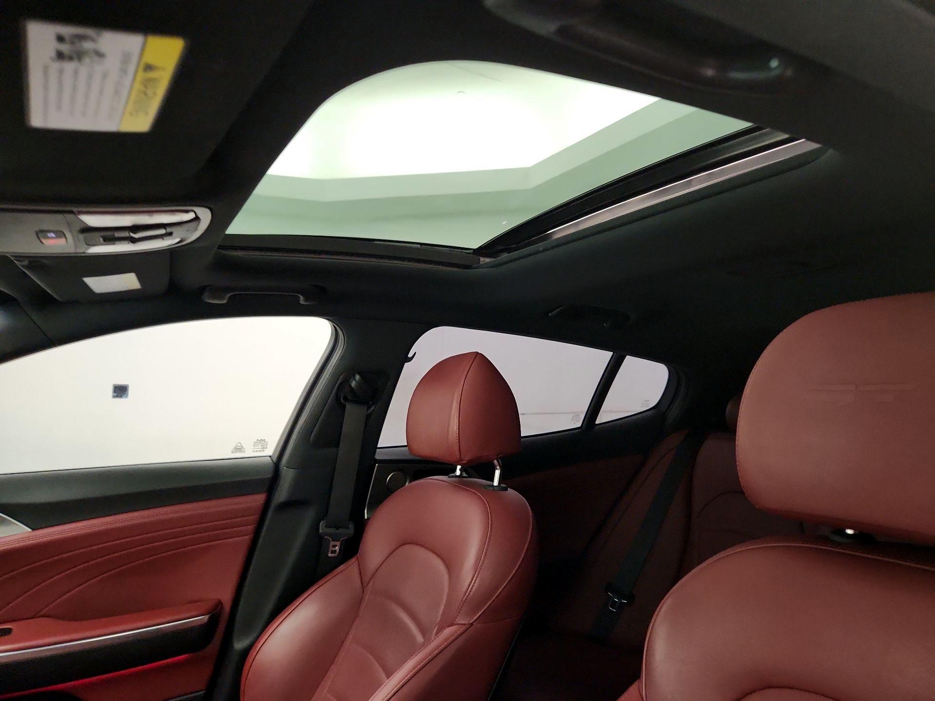 Thumbnail: 2023 Kia Stinger - 20